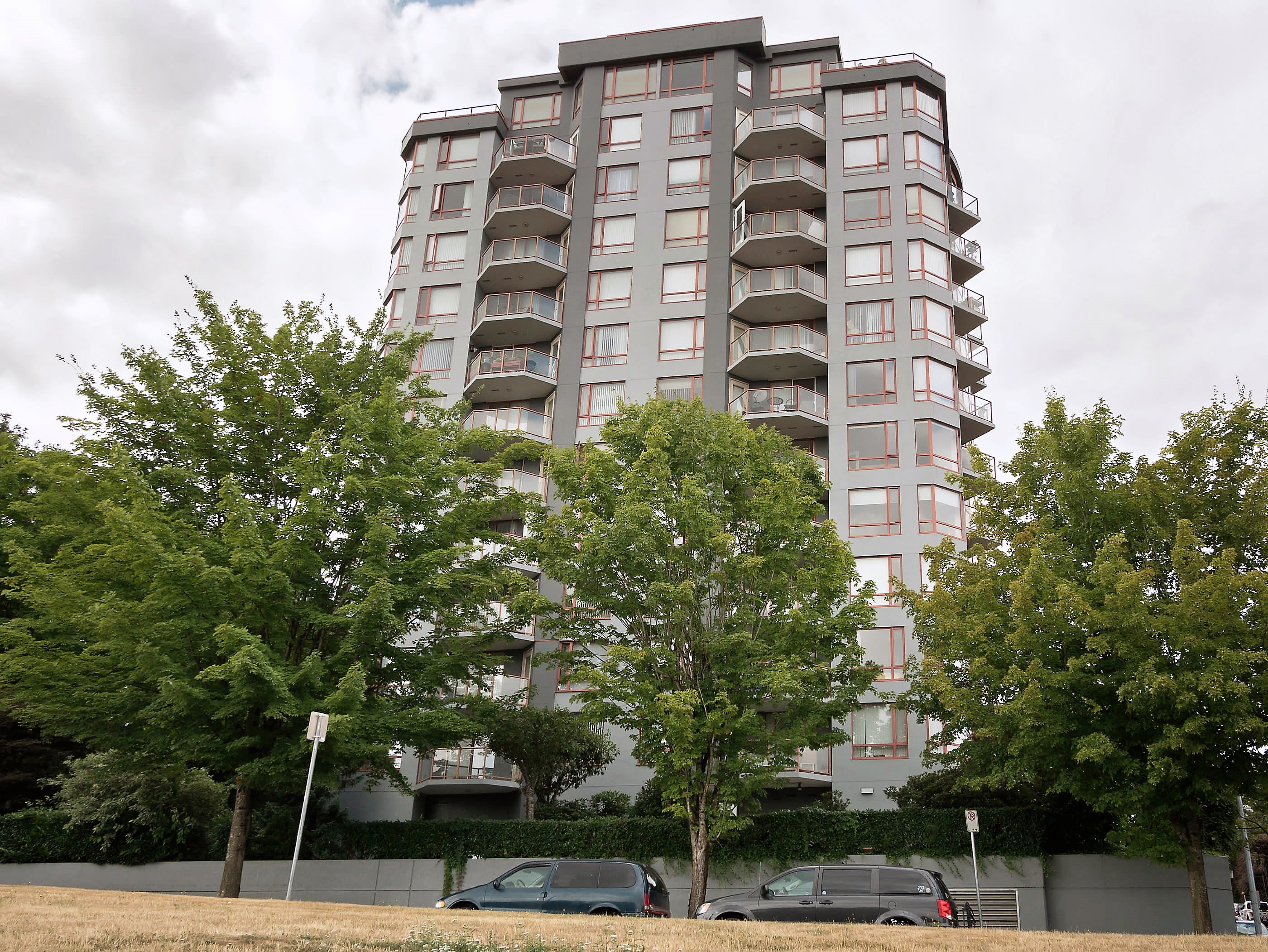 503-38 Leopold Place New Westminster