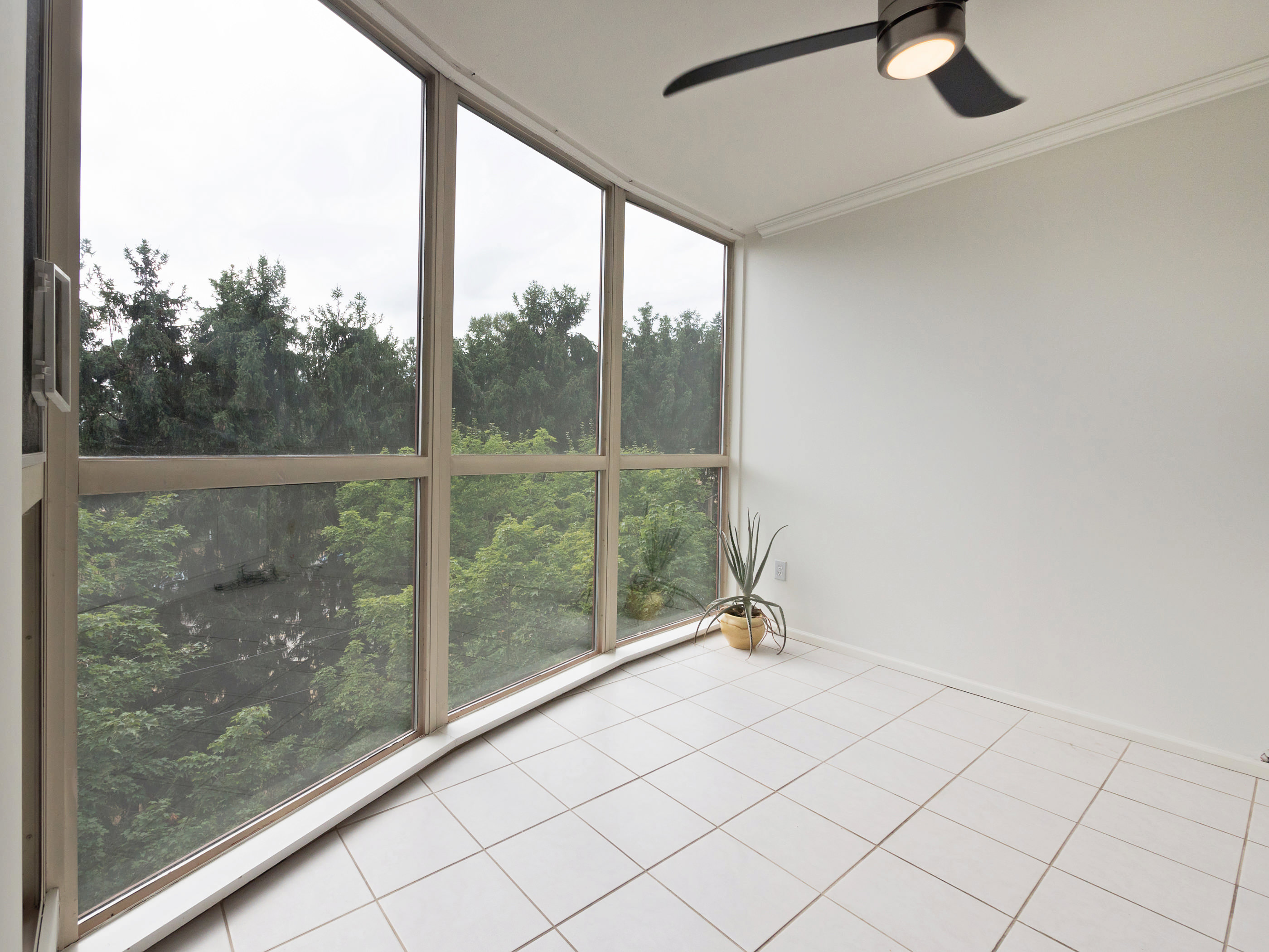 503-38 Leopold Place New Westminster 9