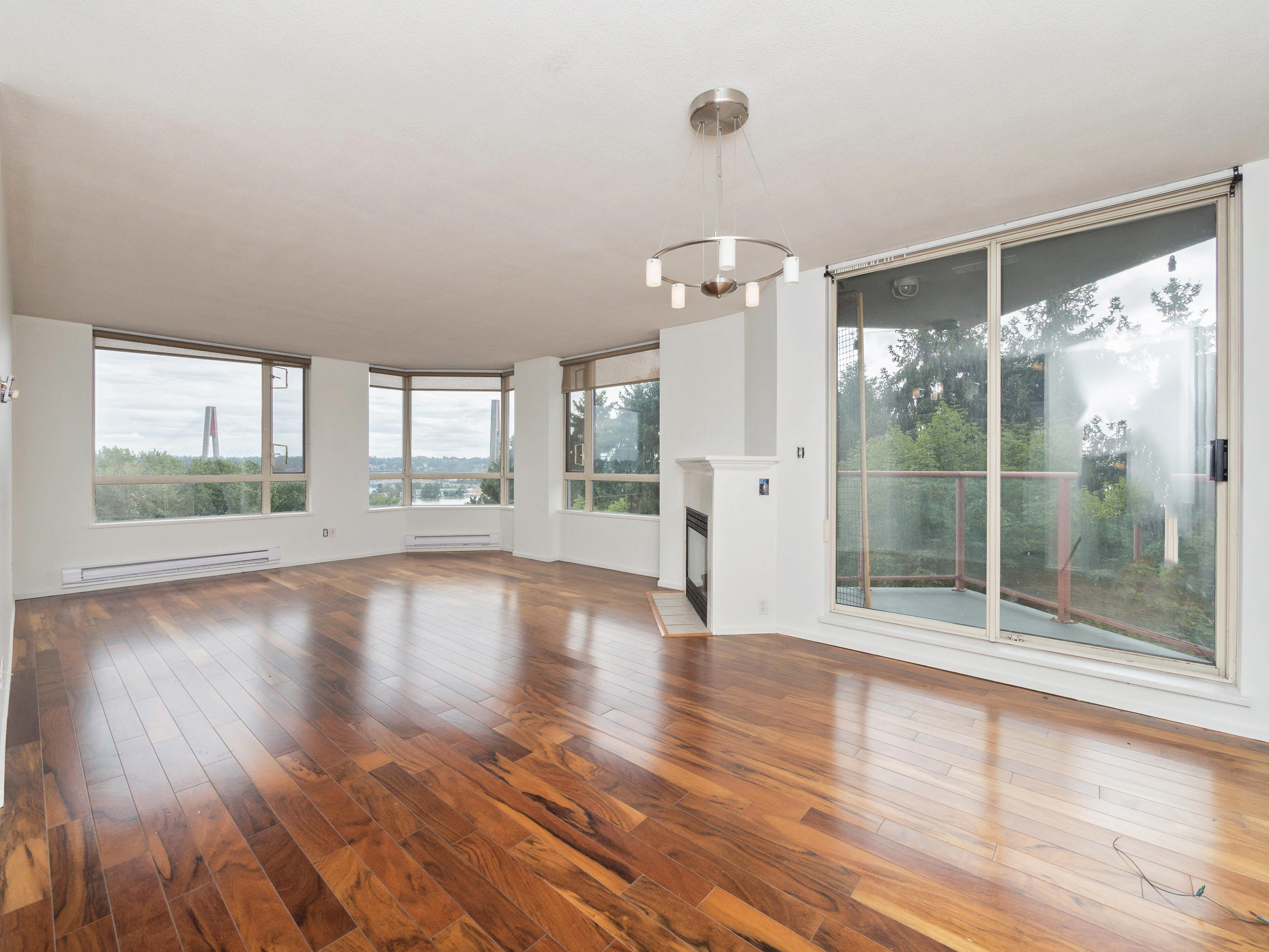 503-38 Leopold Place New Westminster 3