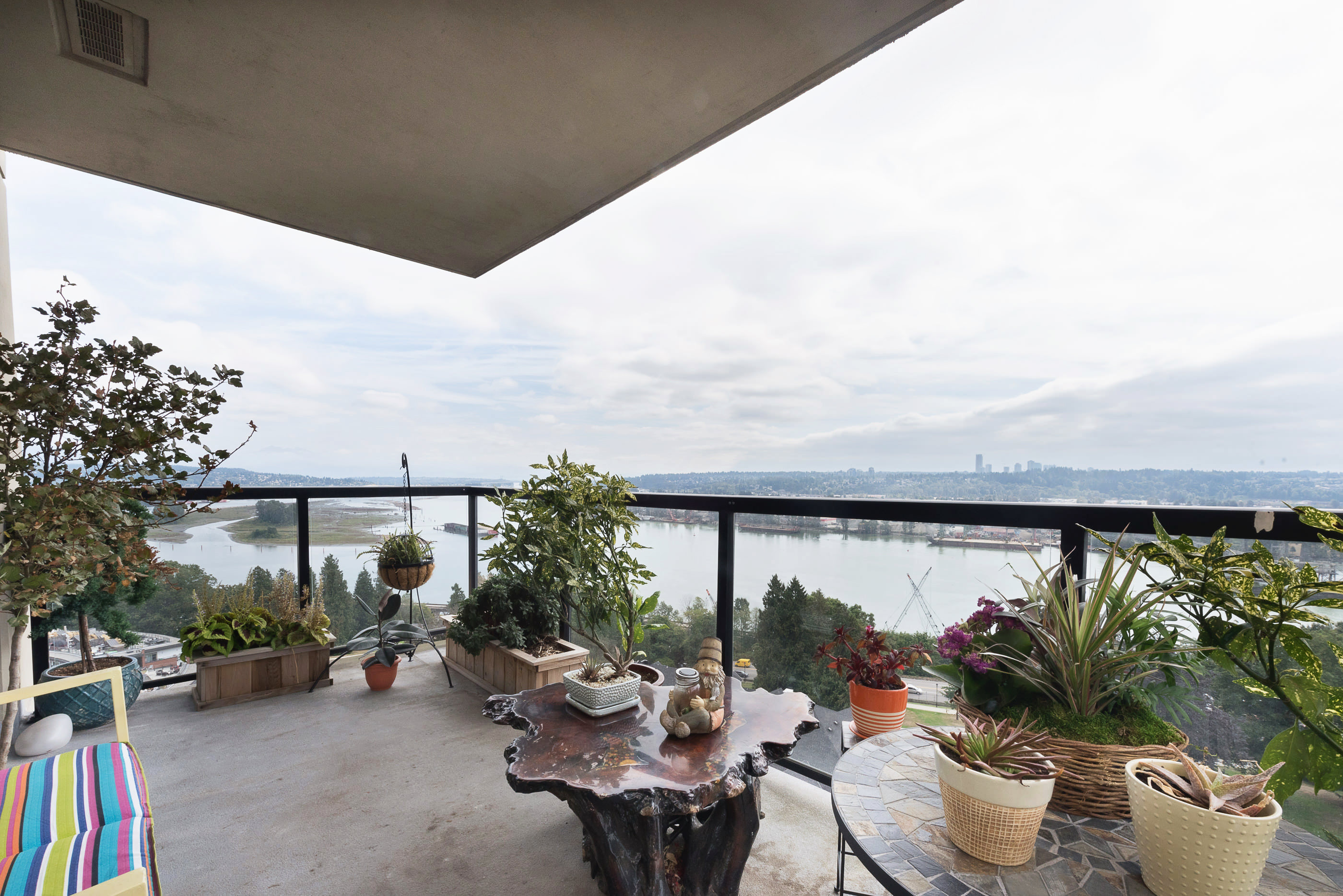 1603-11 E Royal Ave New Westminster  V3L 0A8 18