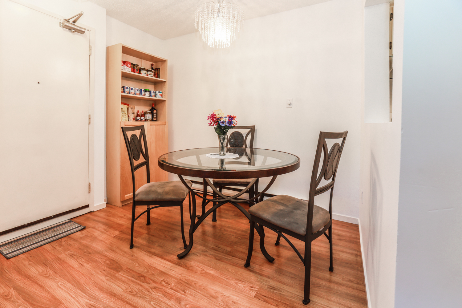 2-7569 Humphries Crt 9
