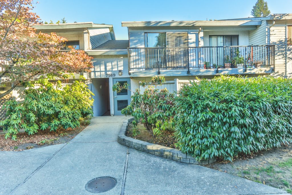 2-7569 Humphries Court