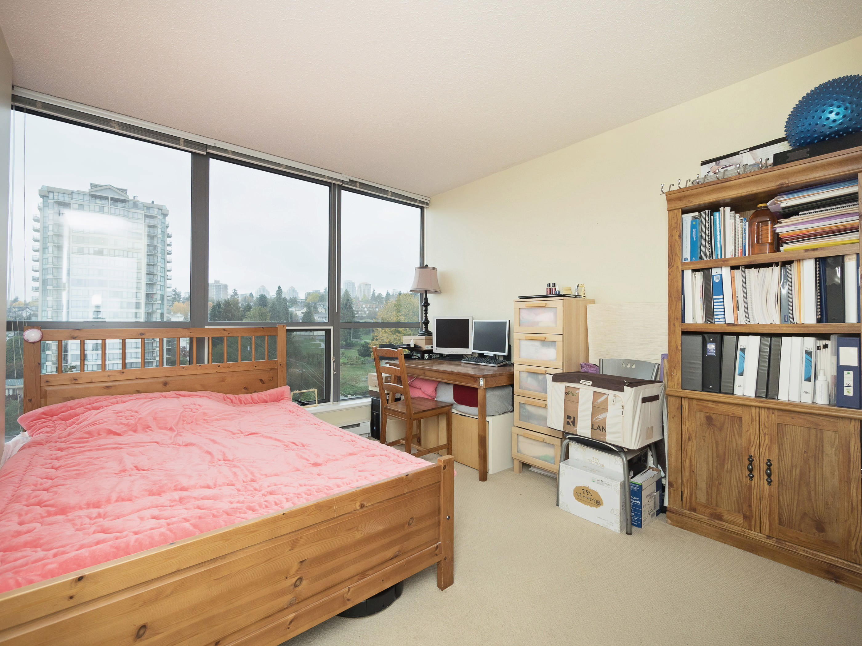 1503-850 Royal Ave 12