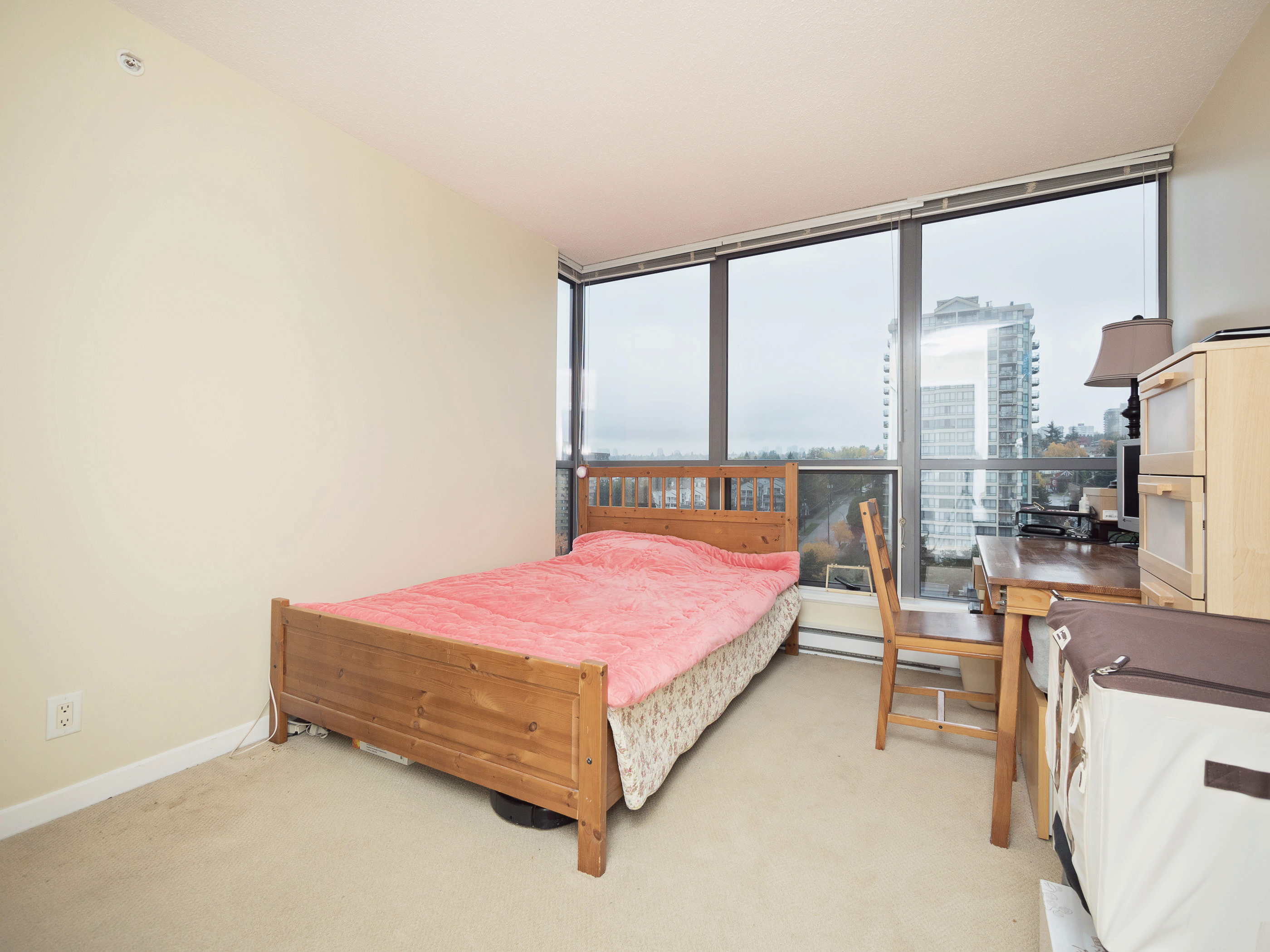 1503-850 Royal Ave 10