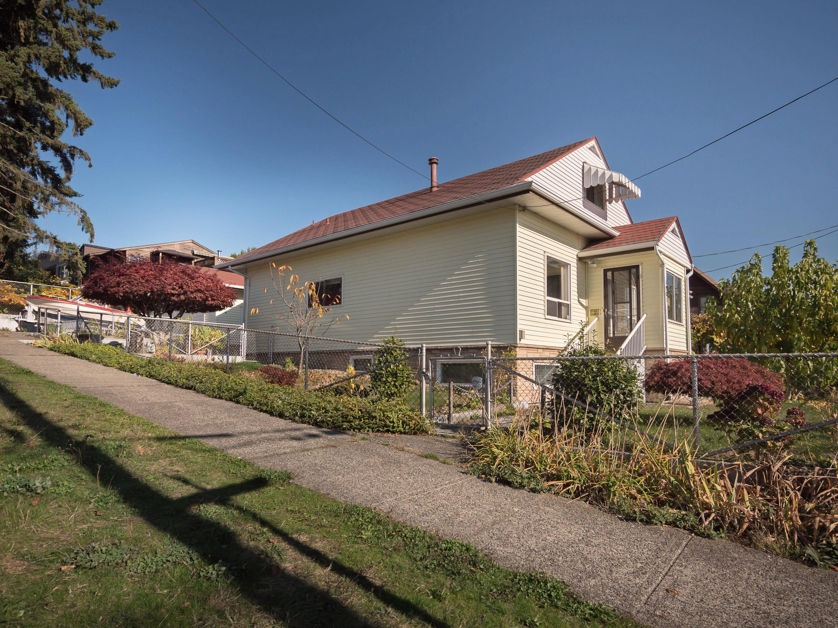 1301 Laval Square Coquitlam BC V3K 2E1 2