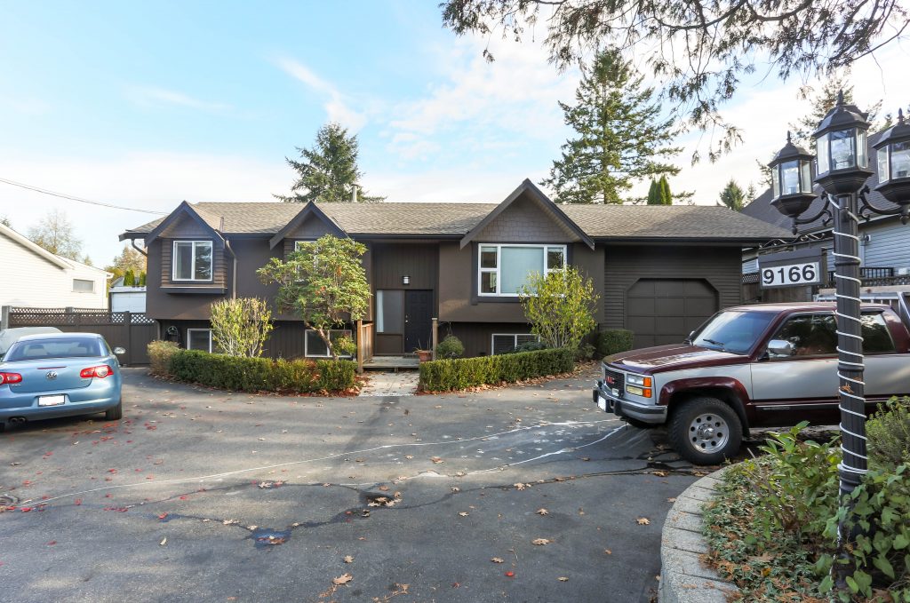 9166 Gay Street, Langley