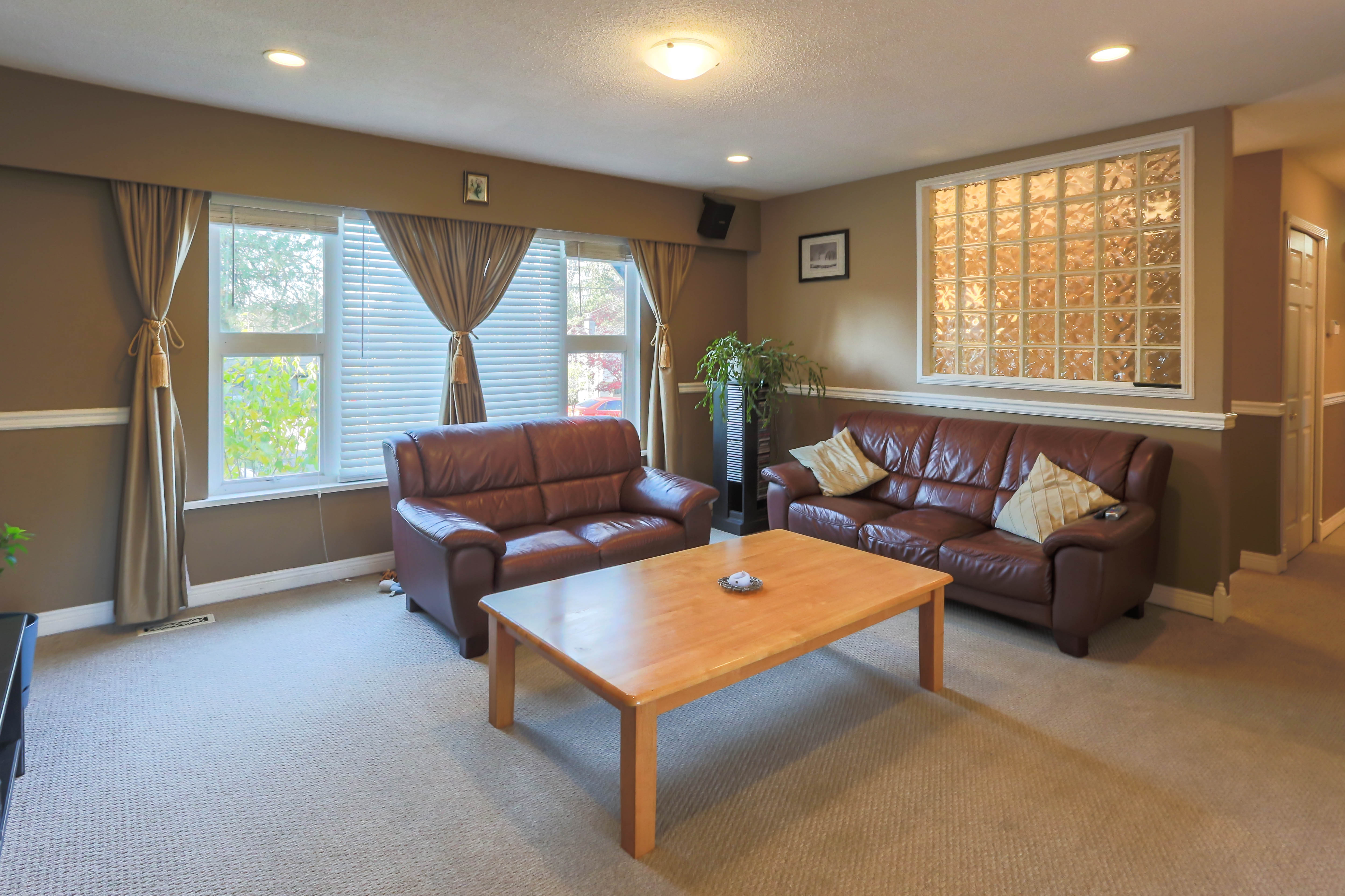 9166 Gay Street Langley V1M 2S5 2
