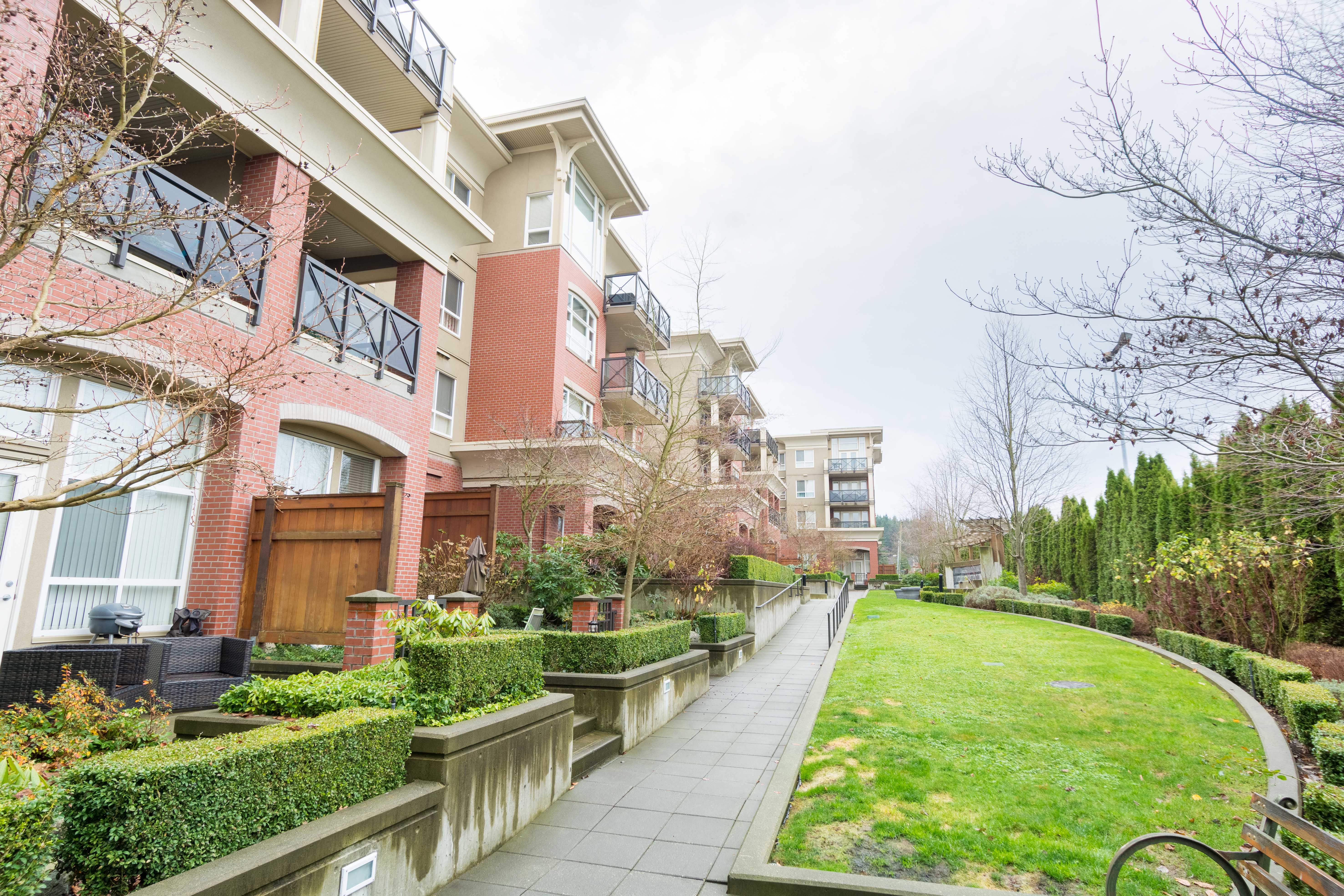 304-2970 King George Blvd, Surrey BC 18