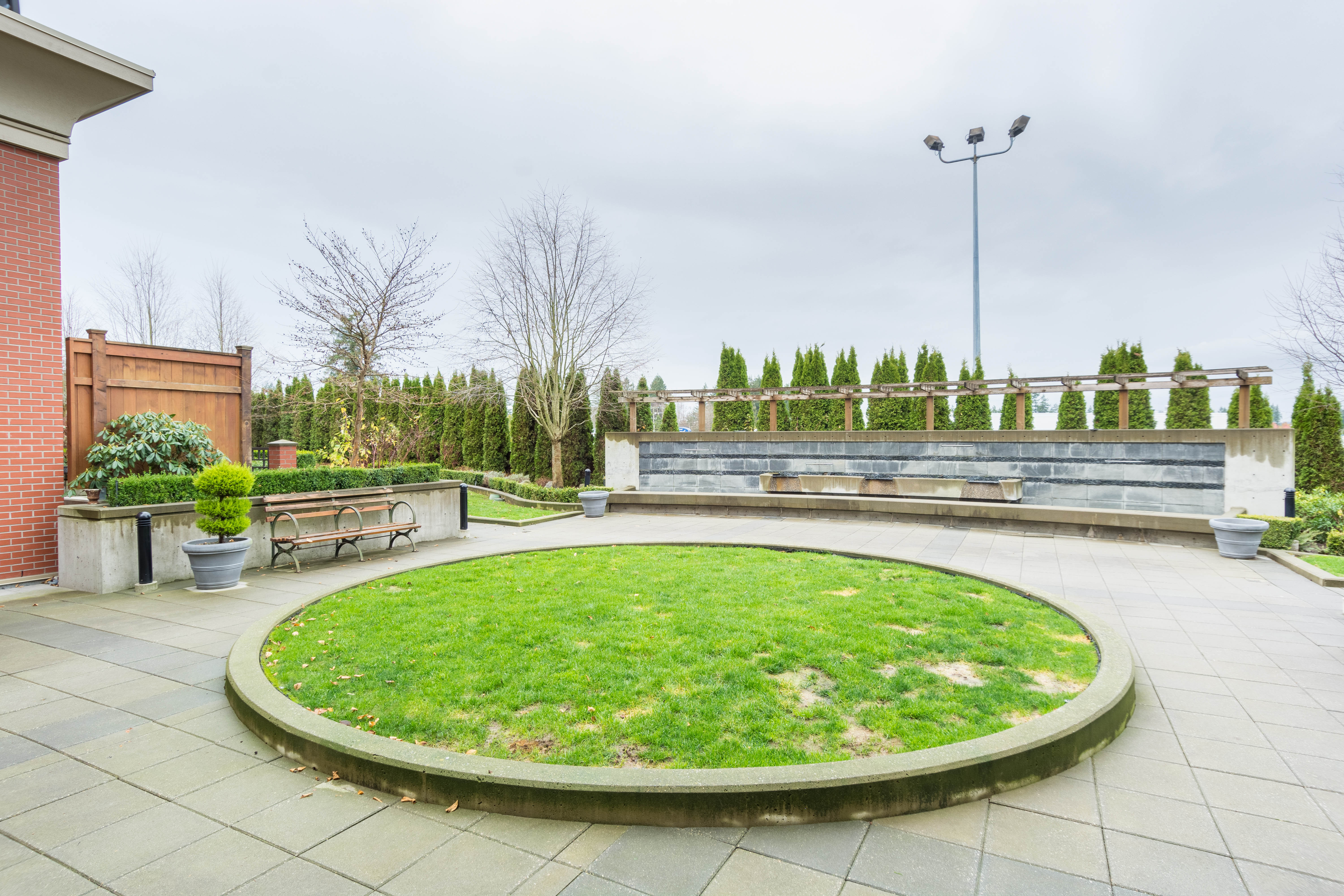304-2970 King George Blvd, Surrey BC 19