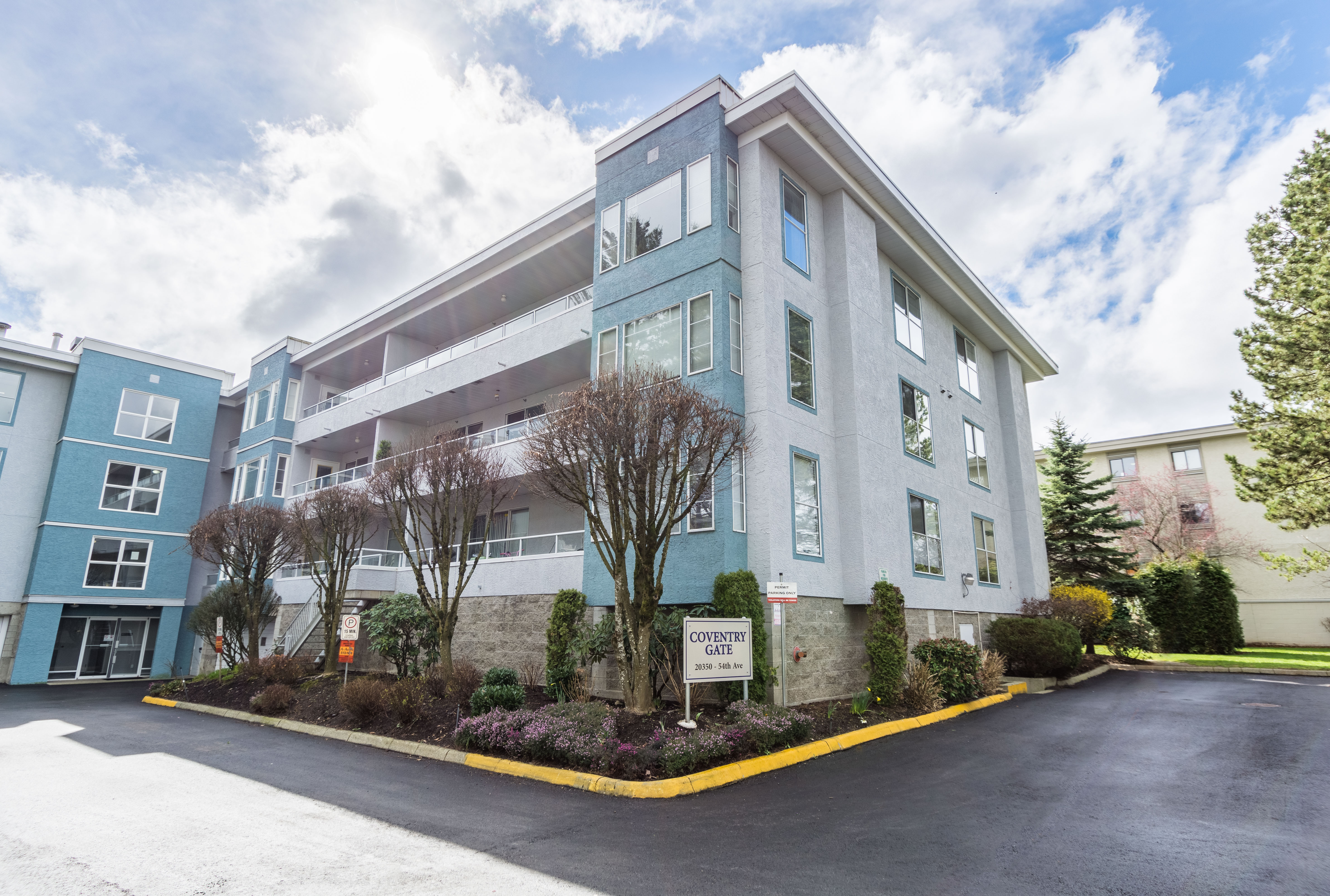205-20350 54 Avenue, Langley BC V3A 8J4