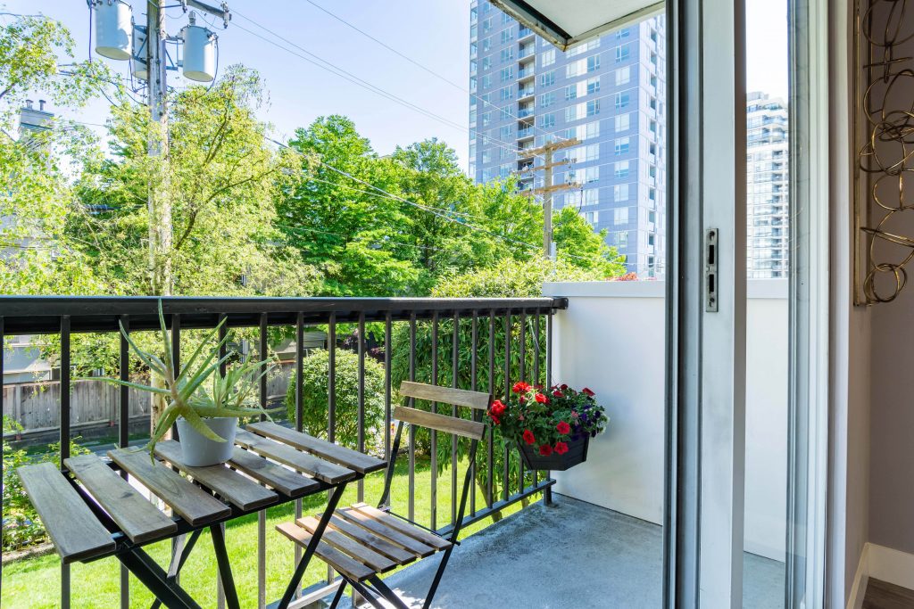 208-428 Agnes St, New Westminster BC 6