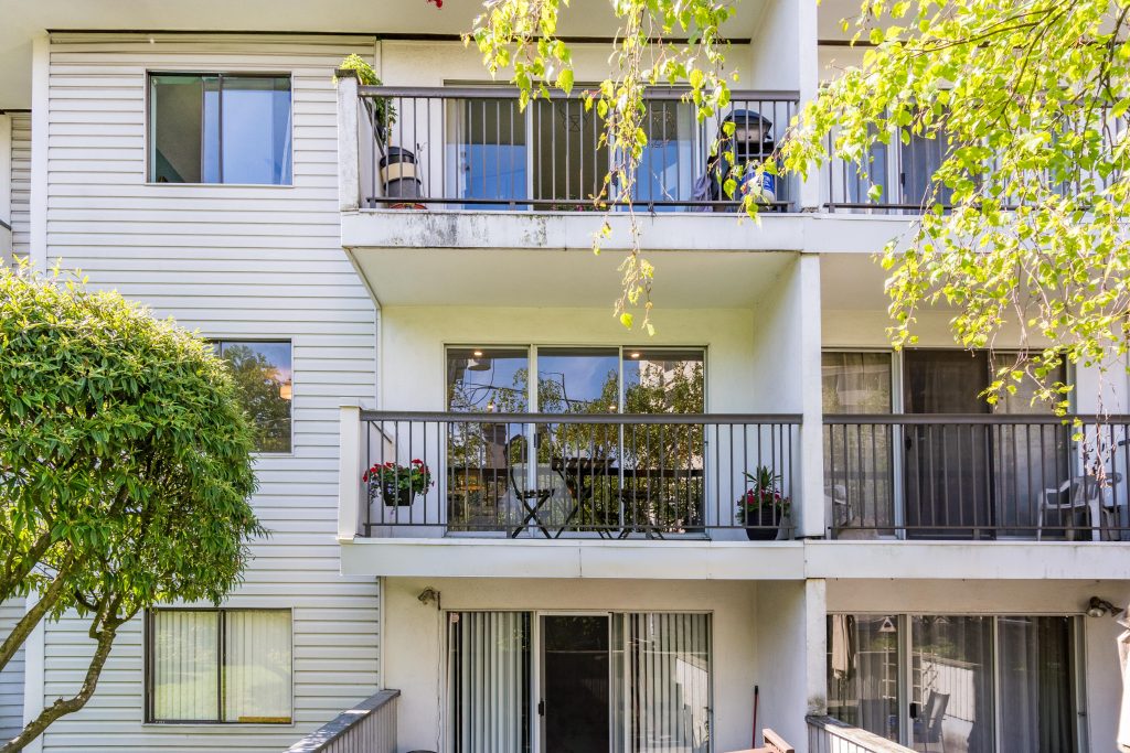 208-428 Agnes St, New Westminster BC 4