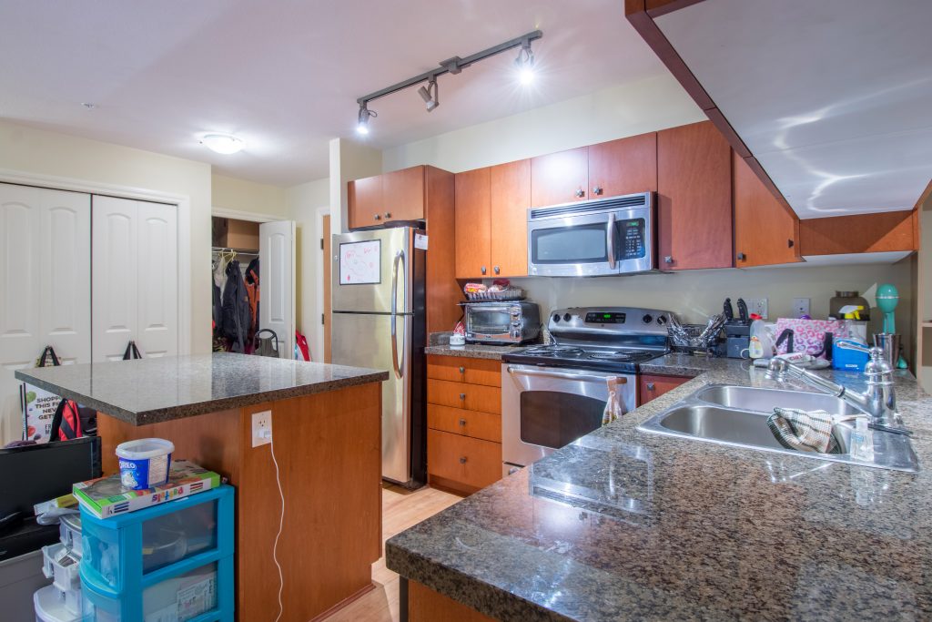 314-8717 160 Street, Surrey BC 12