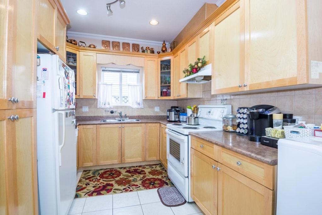7307 10th Ave Burnaby 16