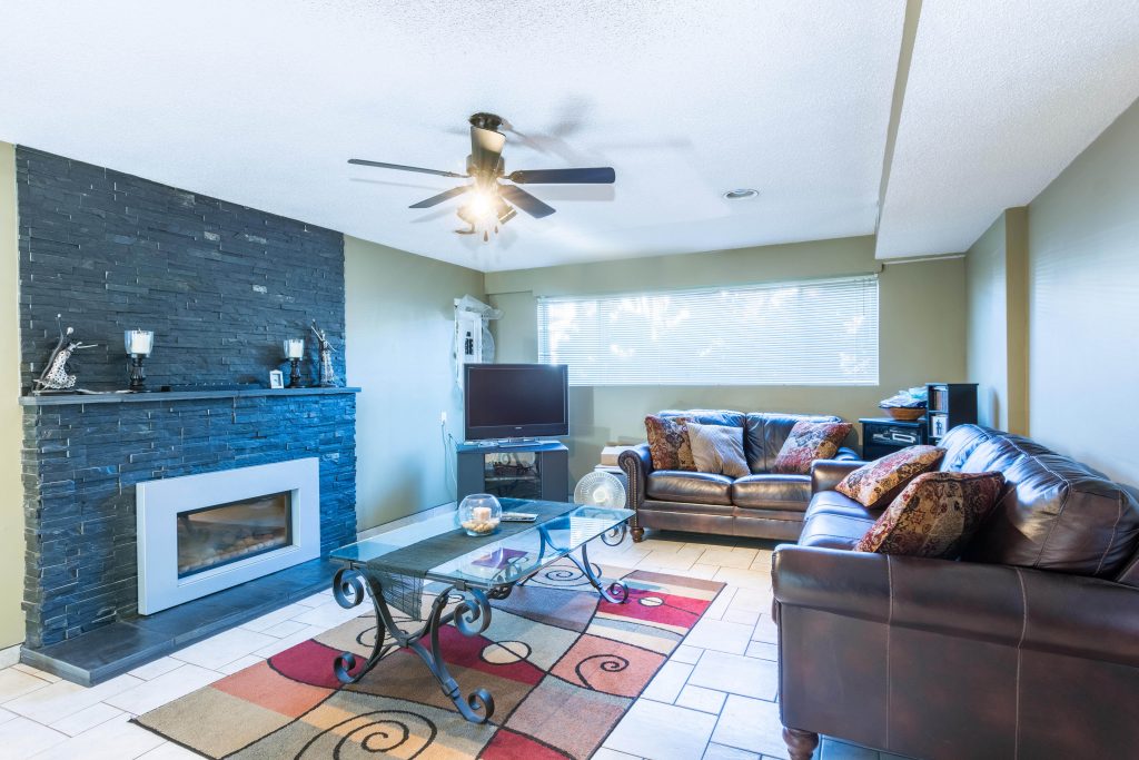 8050 14th Ave, Burnaby V3N 2B6 20