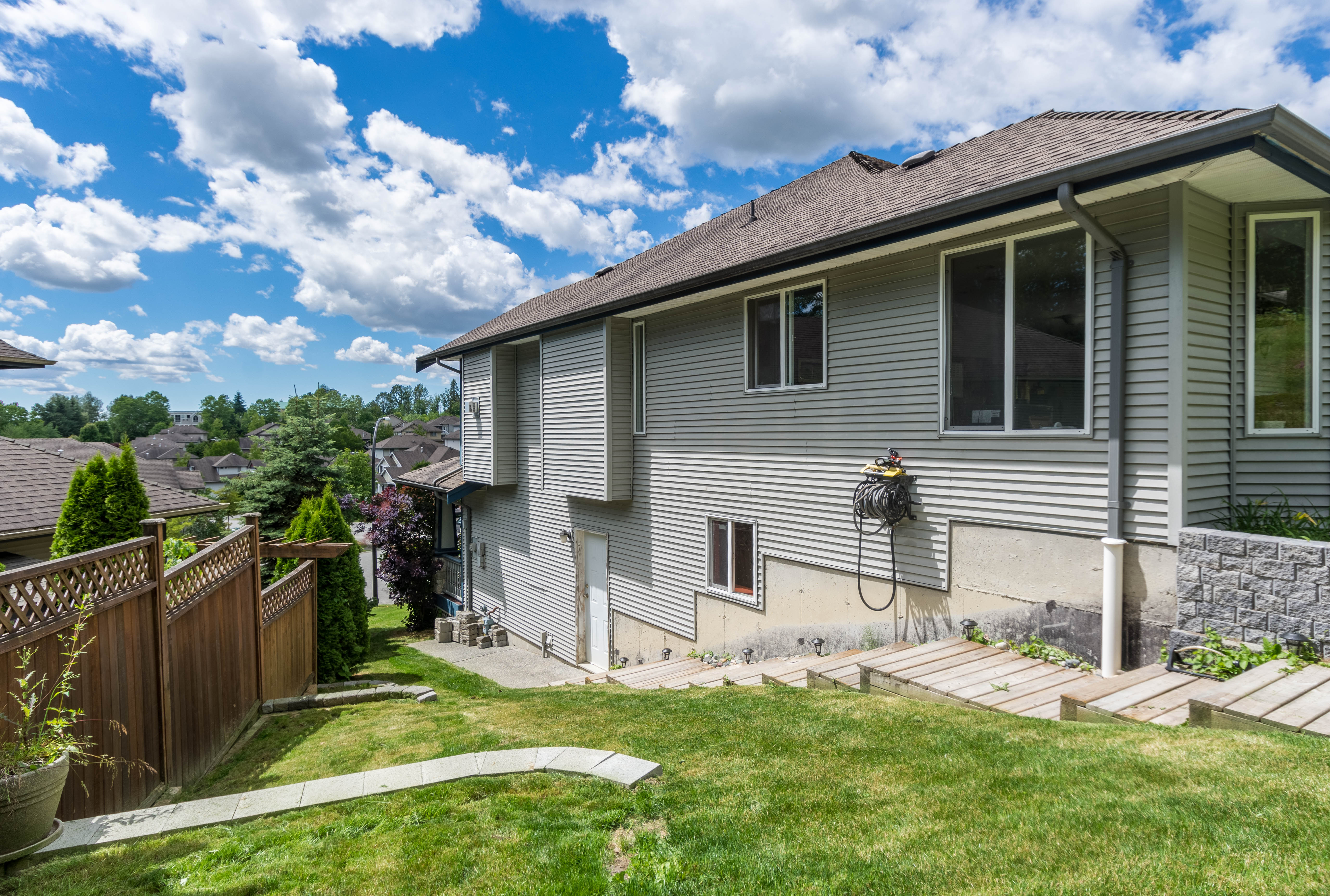 22790 Holyrood Avenue, Maple Ridge BC 20