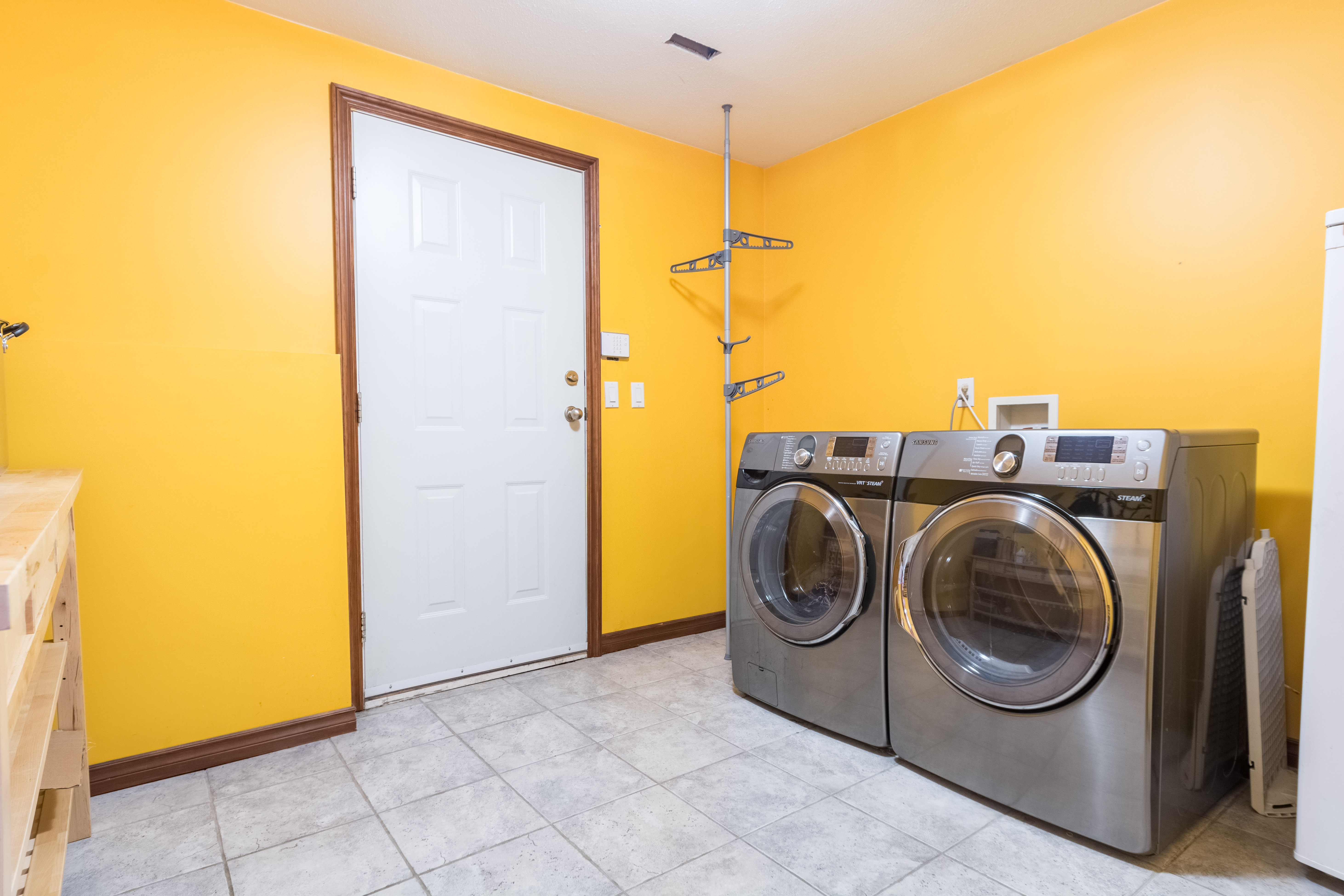 22790 Holyrood Avenue, Maple Ridge BC 16