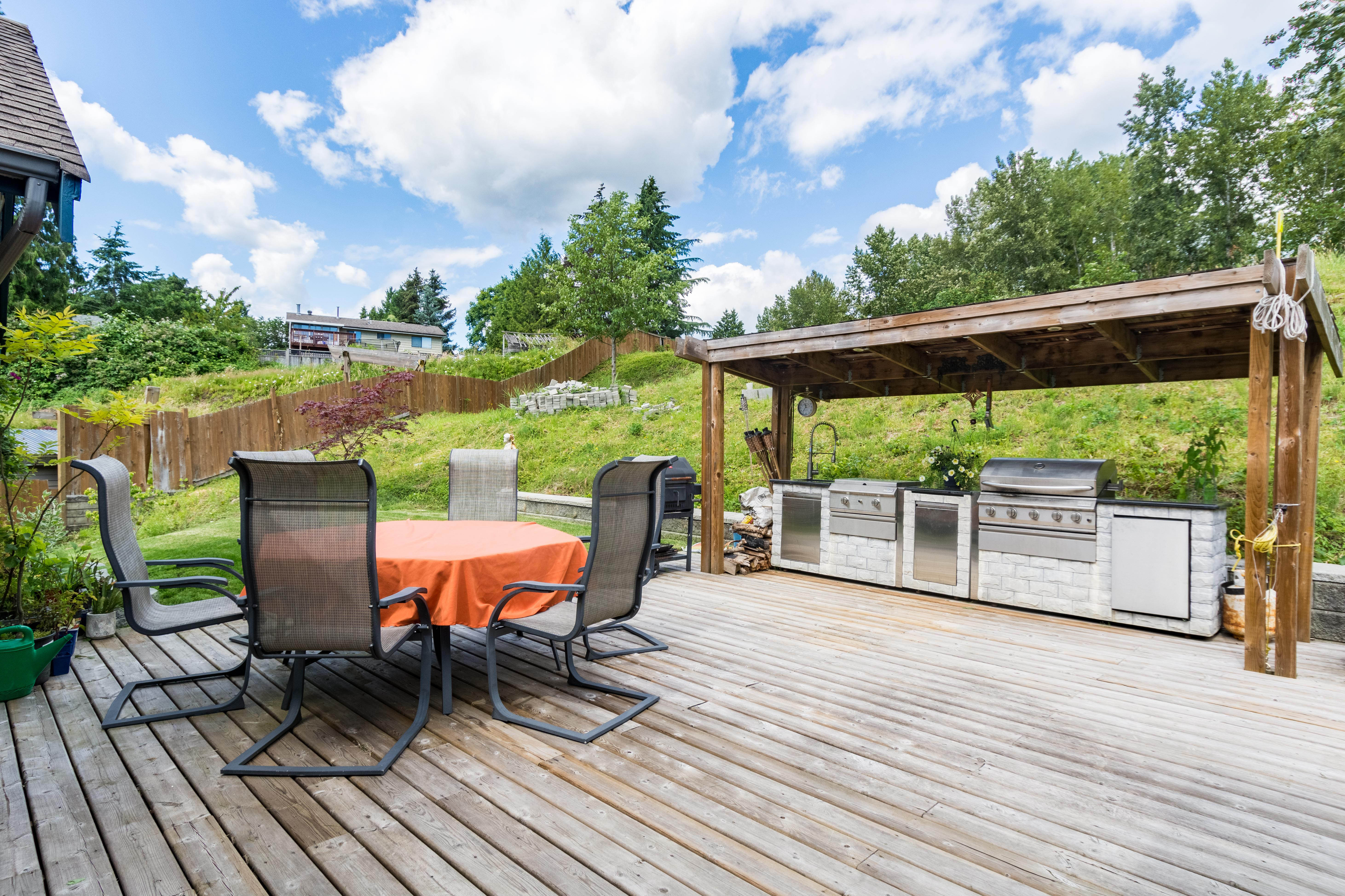22790 Holyrood Avenue, Maple Ridge BC 17