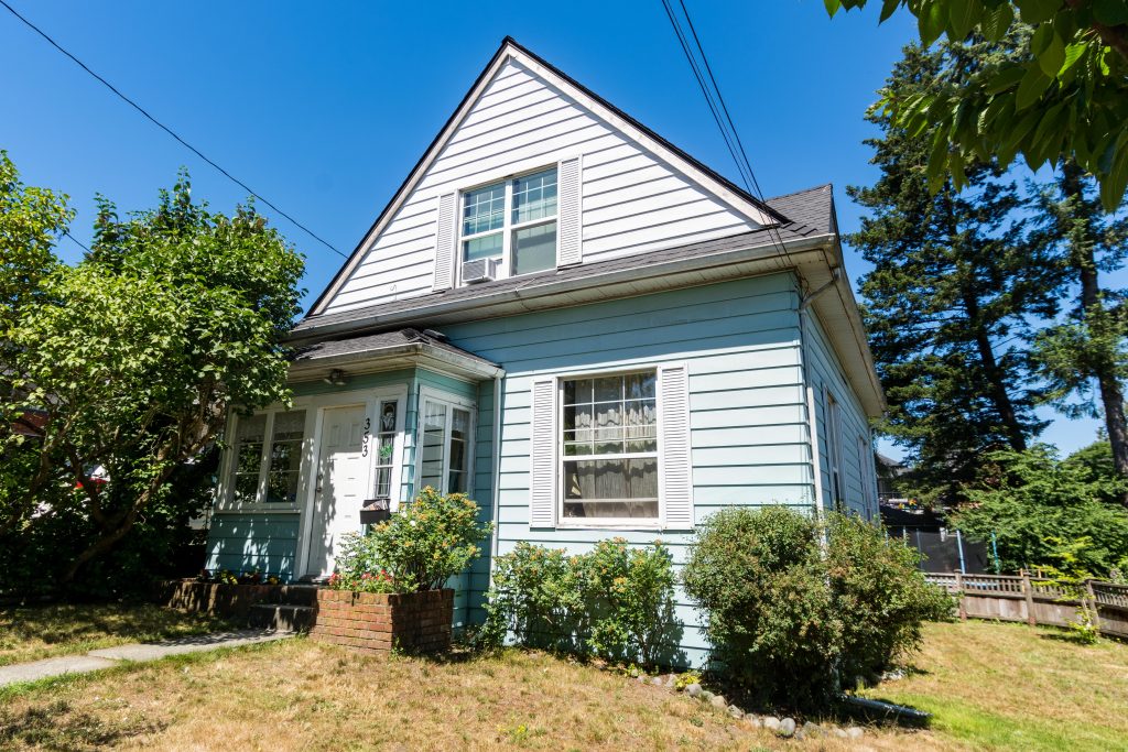 353 Keary Street, New Westminster BC V3L 3L2