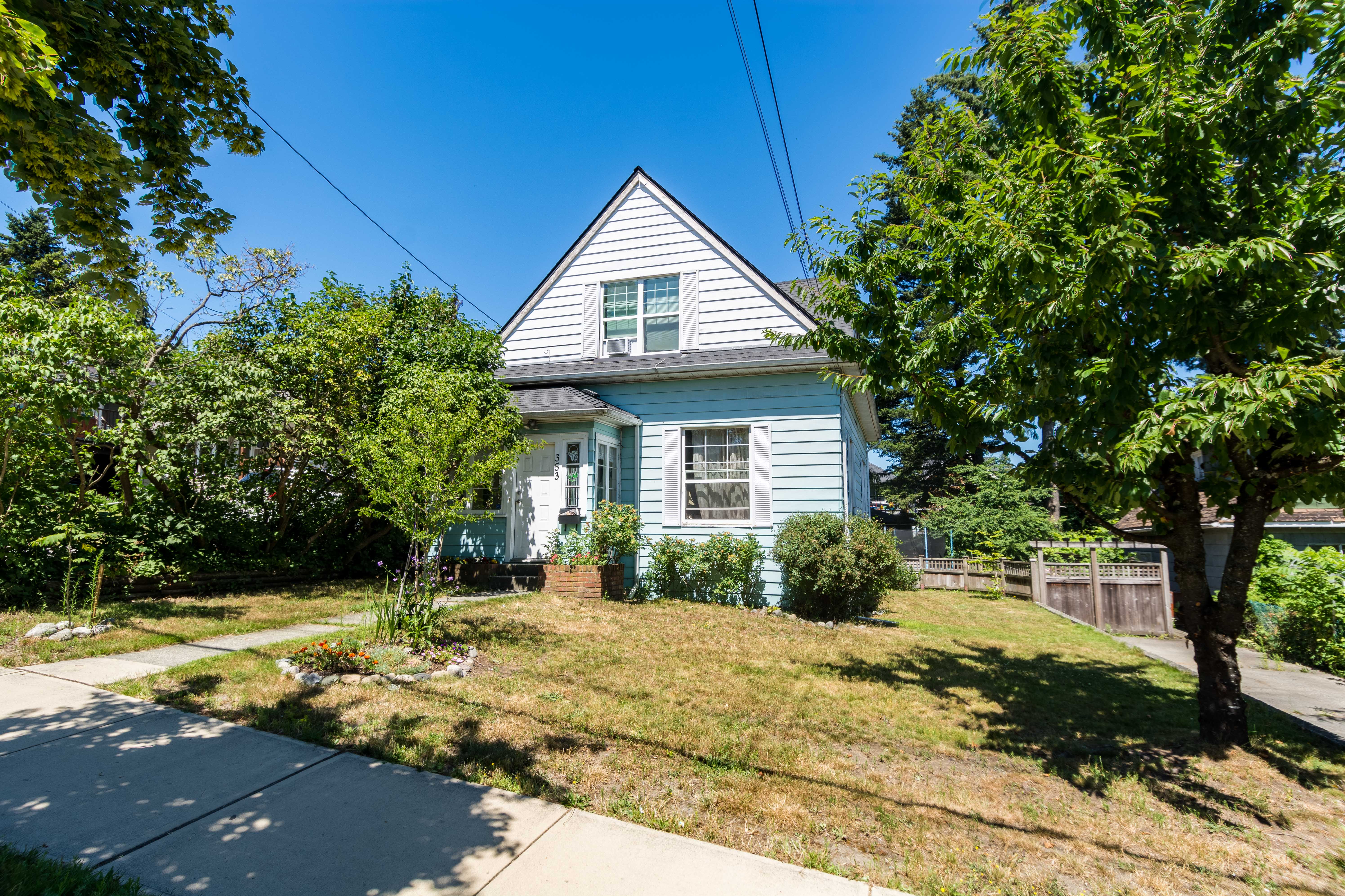 353 Keary Street, New Westminster BC 2