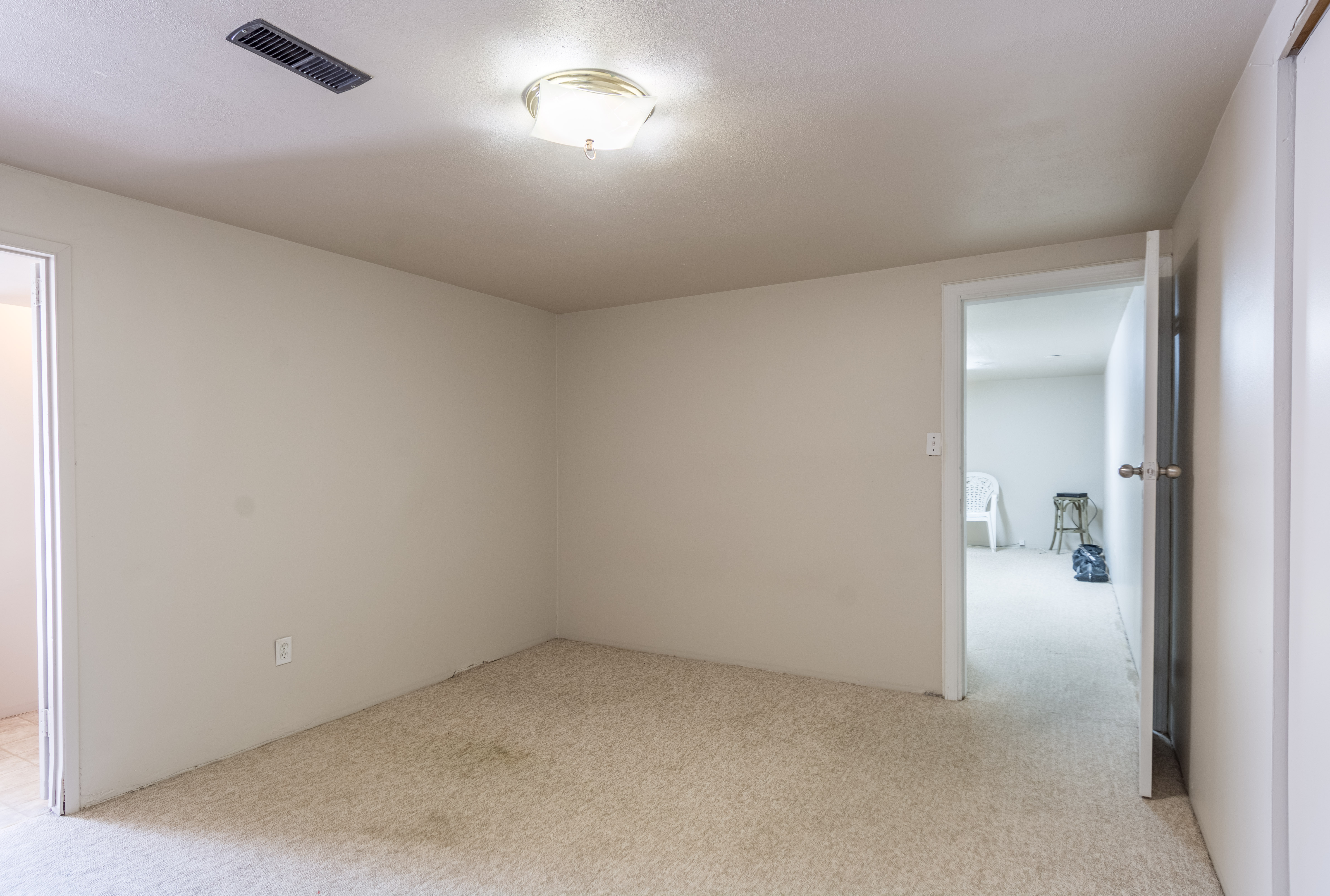 827 Chestnut Street, New Westminster BC 16