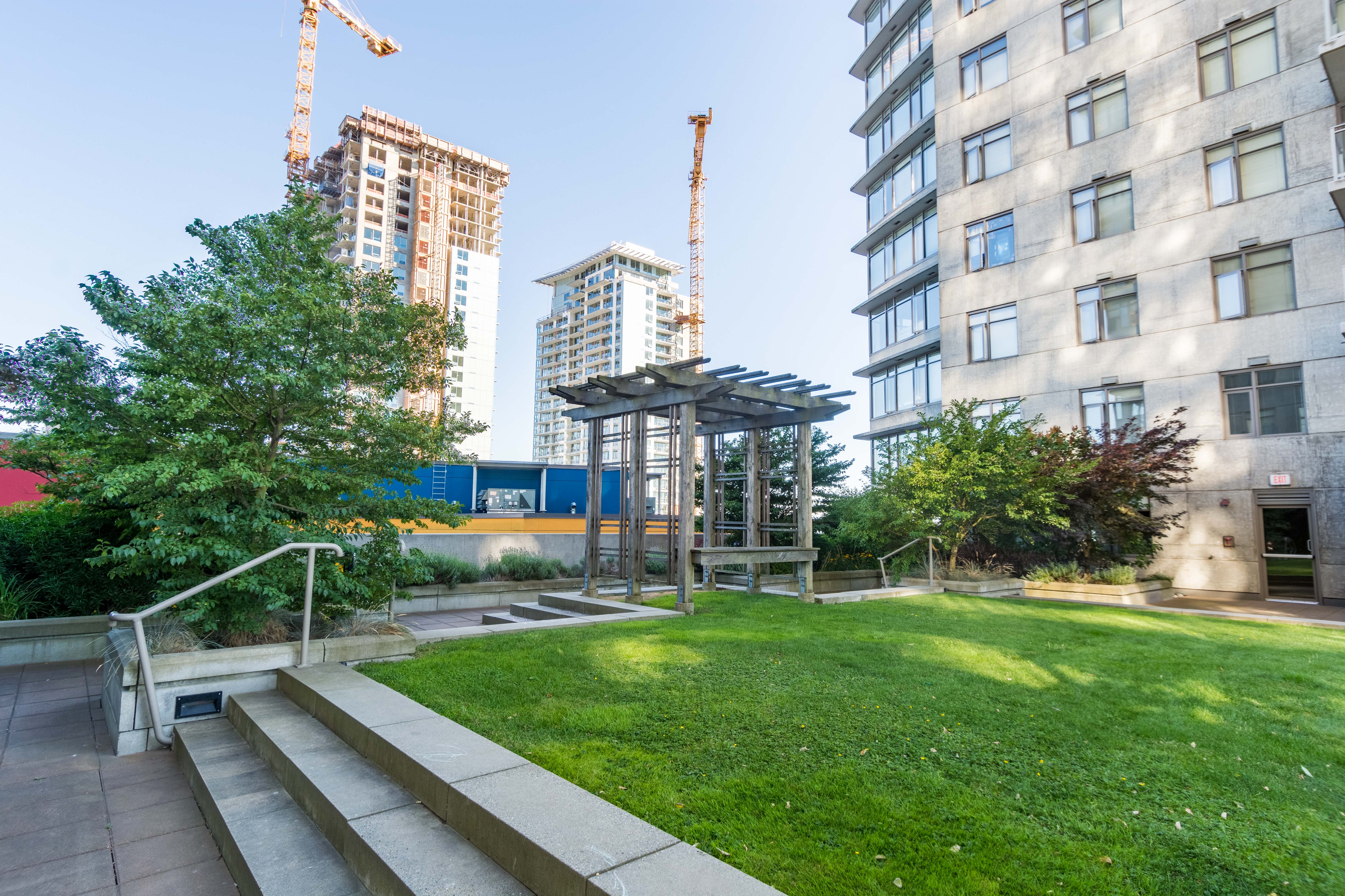 2010-898 Carnarvon Street, New Westminster BC 16