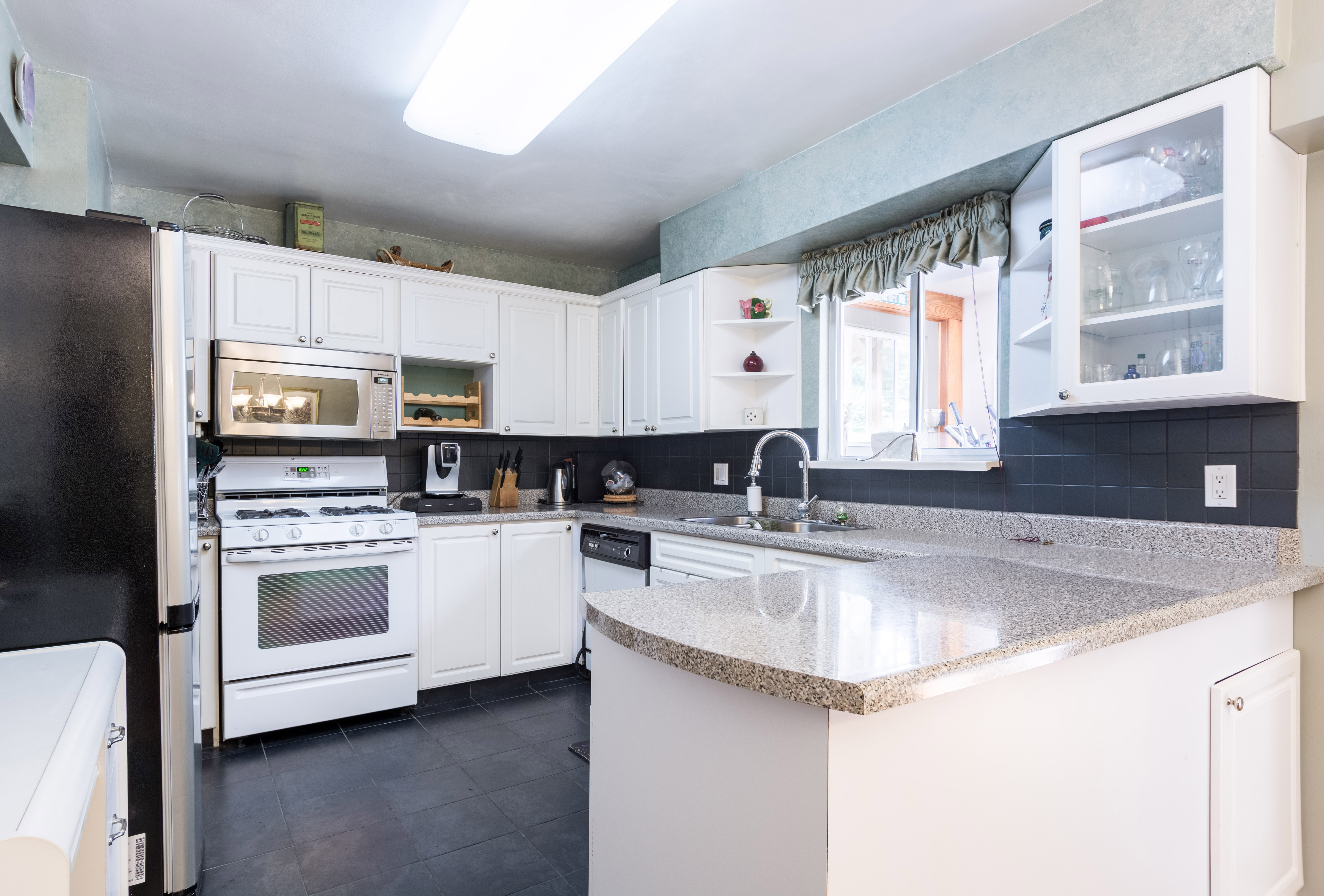 2232 Pitt River Road, Port Coquitlam BC 5