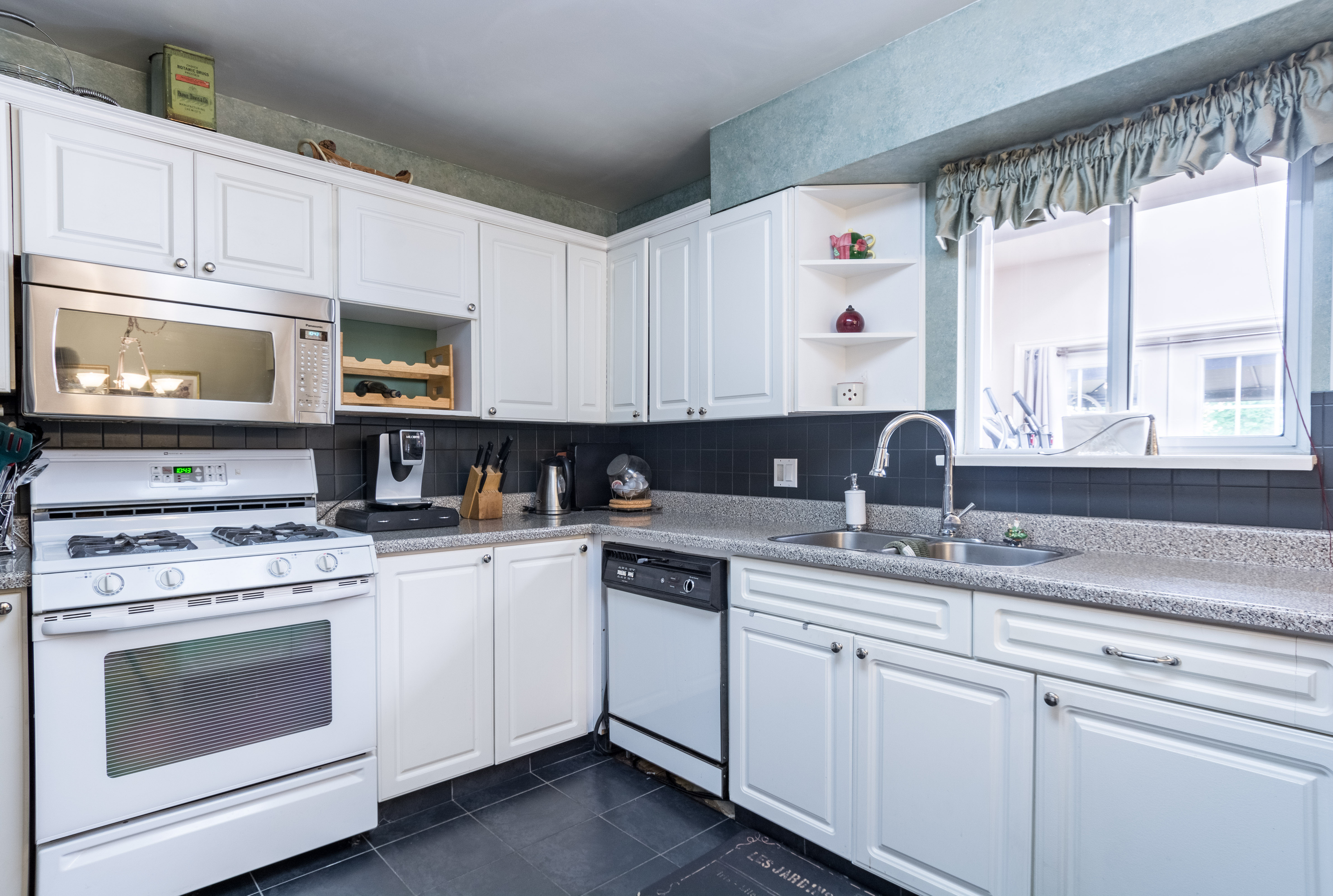 2232 Pitt River Road, Port Coquitlam BC 6