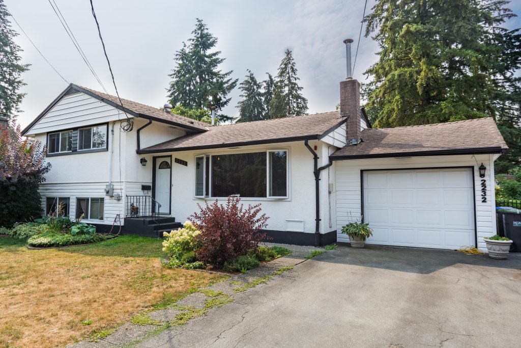 2232 Pitt River Road, Port Coquitlam BC V3C 1R6