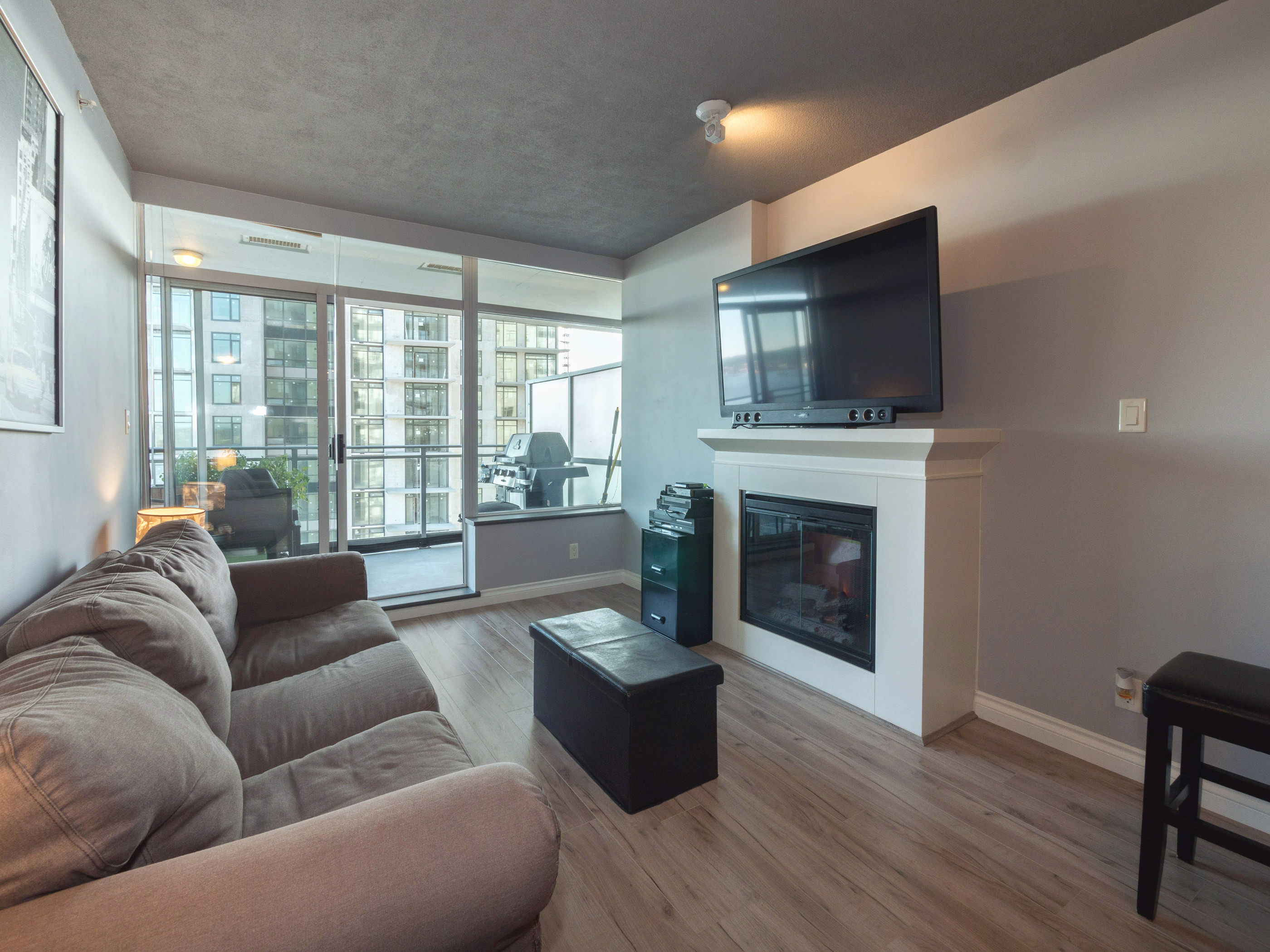 2010-898 Carnarvon Street, New Westminster BC 3