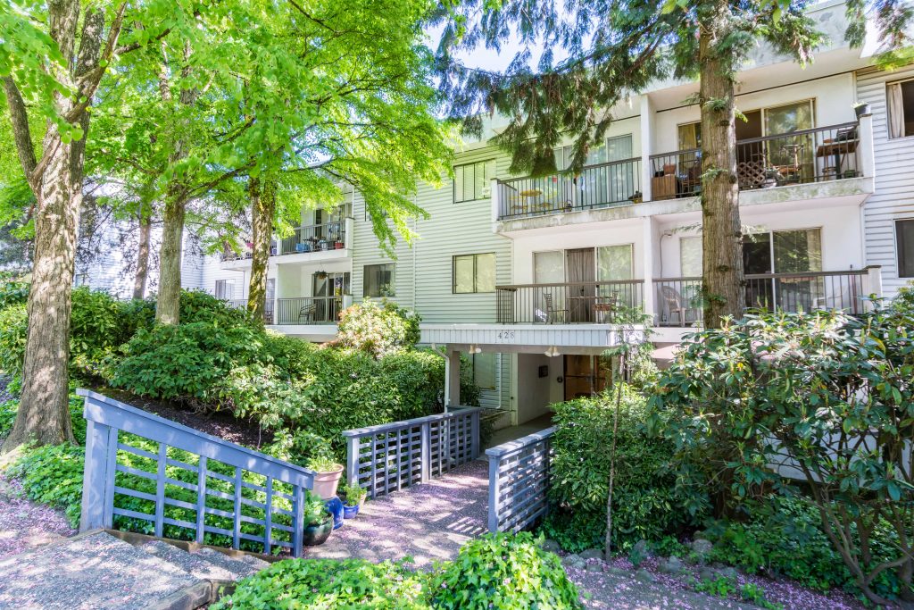102-428 Agnes Street, New Westminster BC V3L 1G1