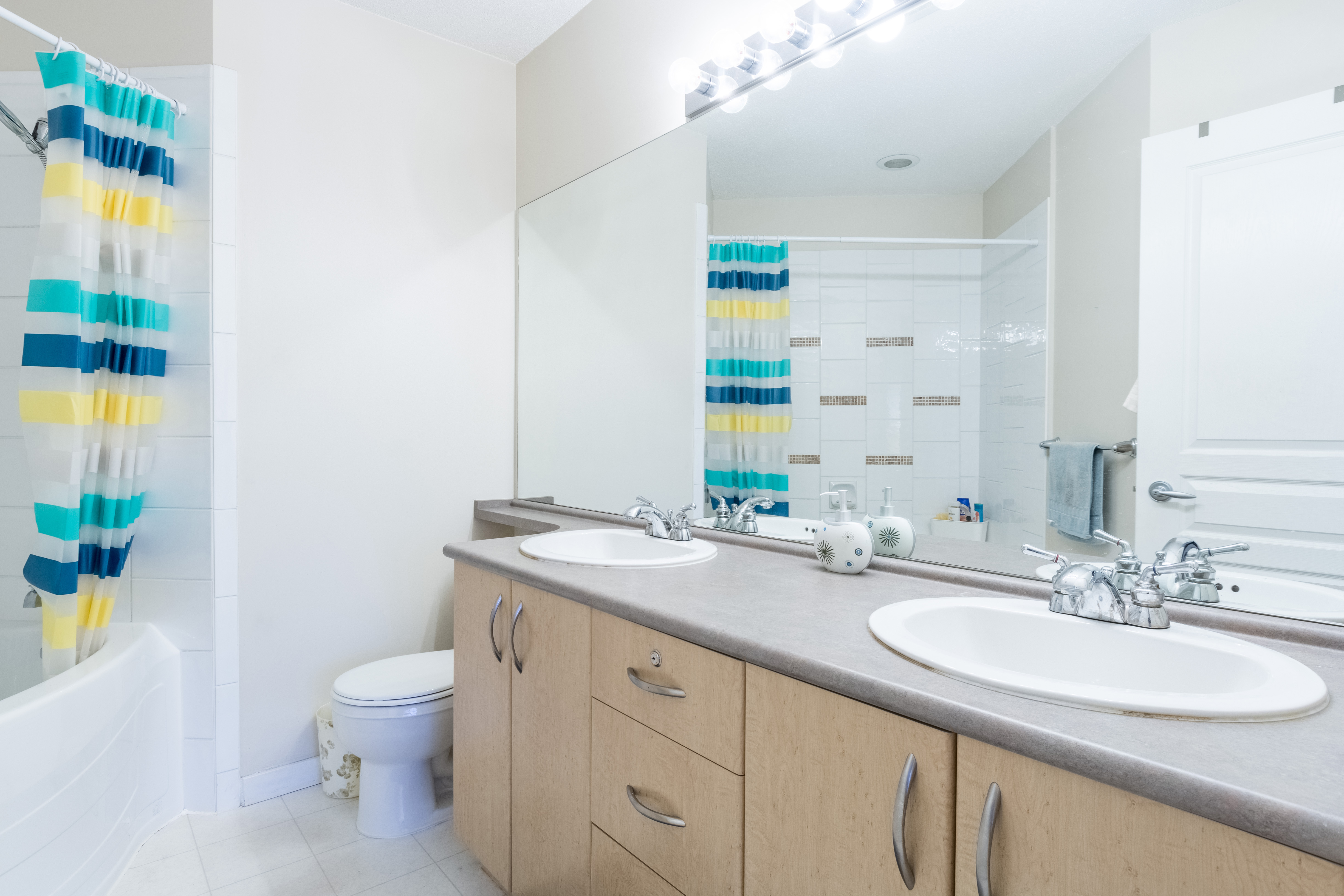405 - 2968 Silver Springs Boulevard, Coquitlam, BC 7