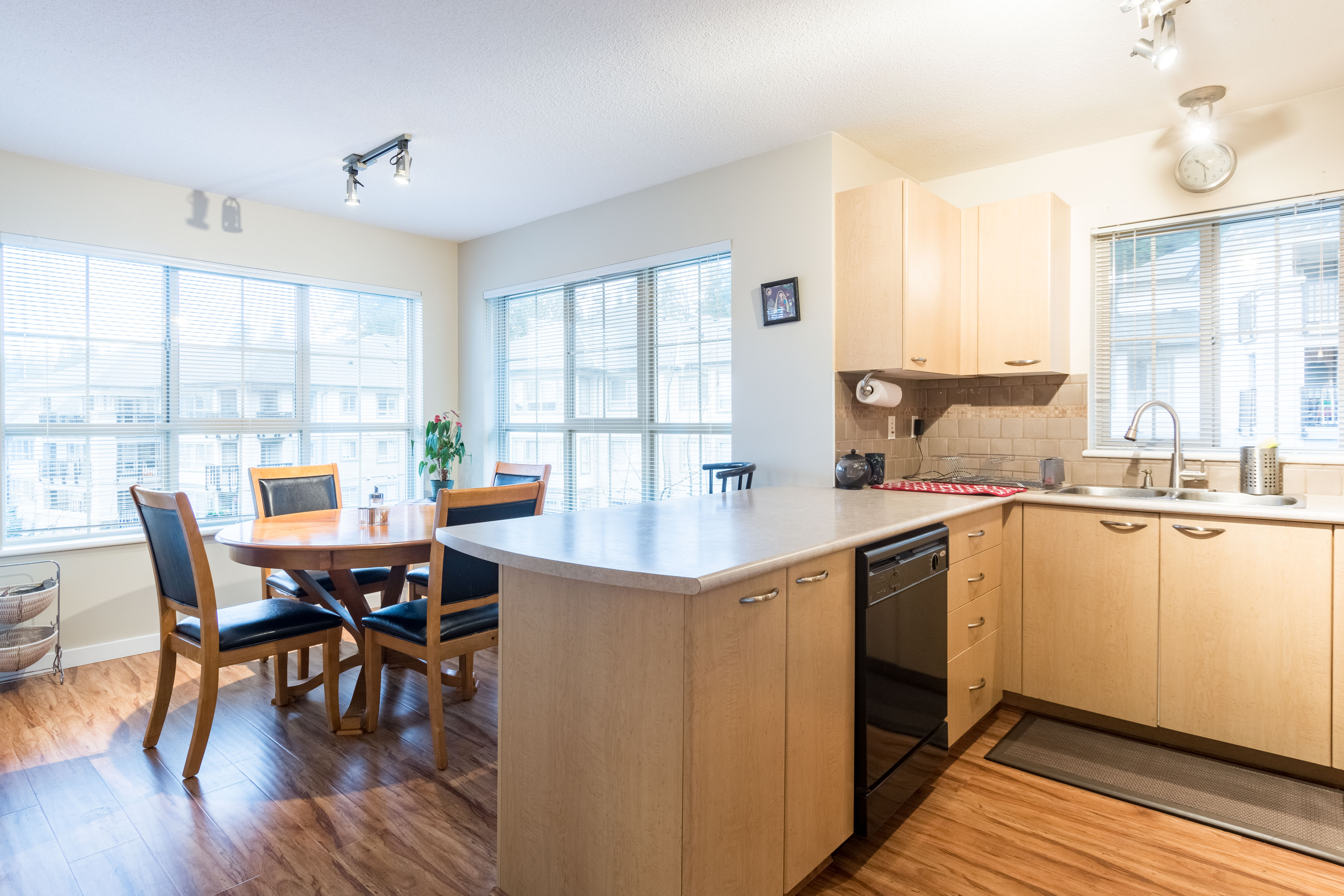 405 - 2968 Silver Springs Boulevard, Coquitlam, BC 9