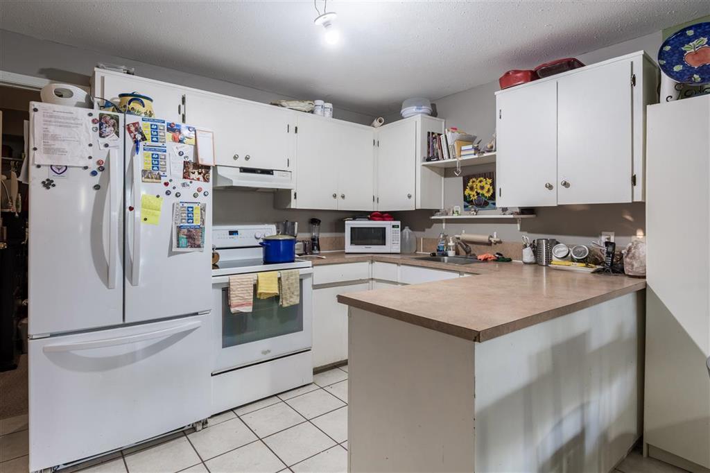 2415 St George Street, Port Moody BC 4