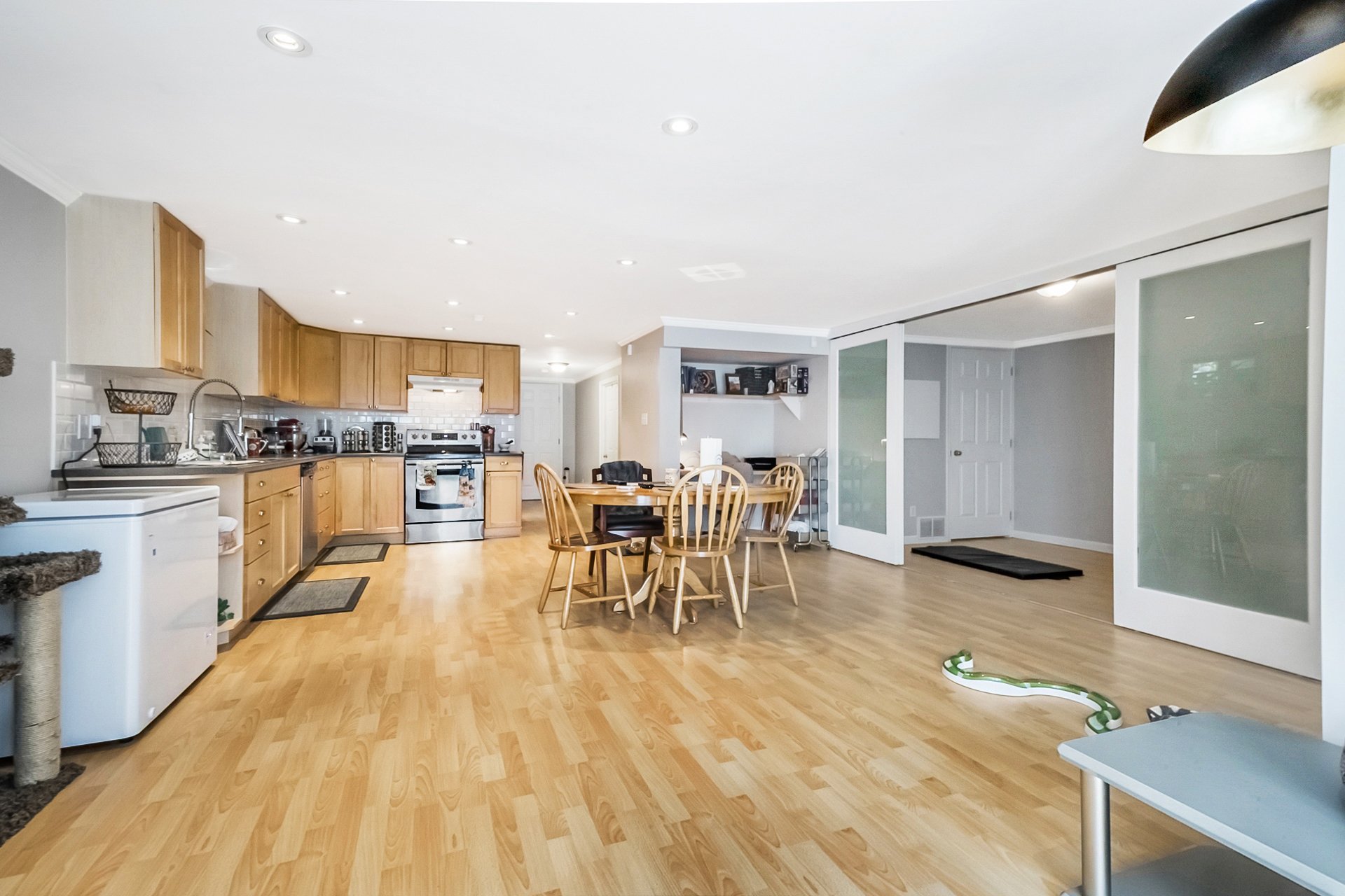 321 Second Street, New Westminster BC 28