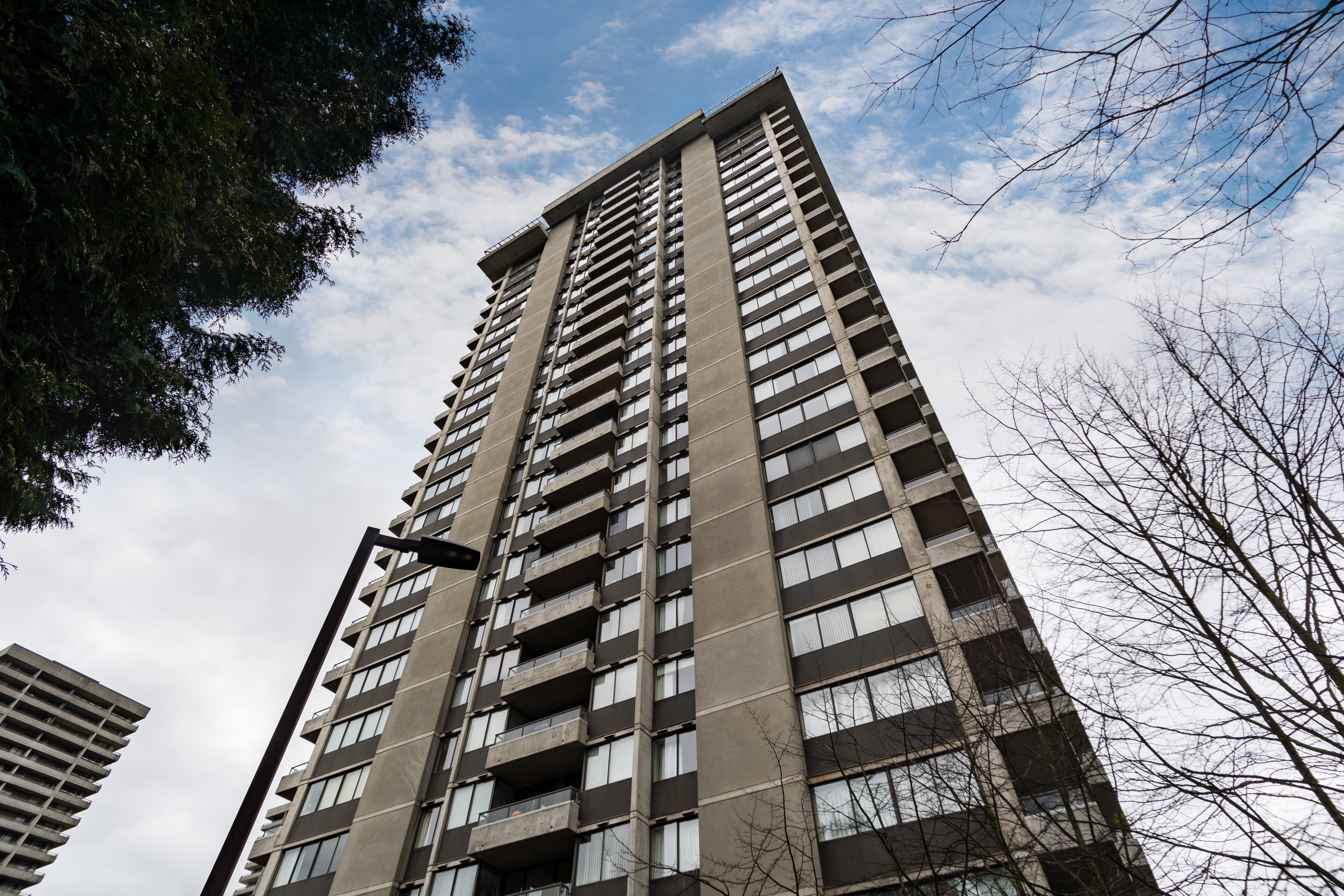1007 - 3970 Carrigan Court, Burnaby BC 2