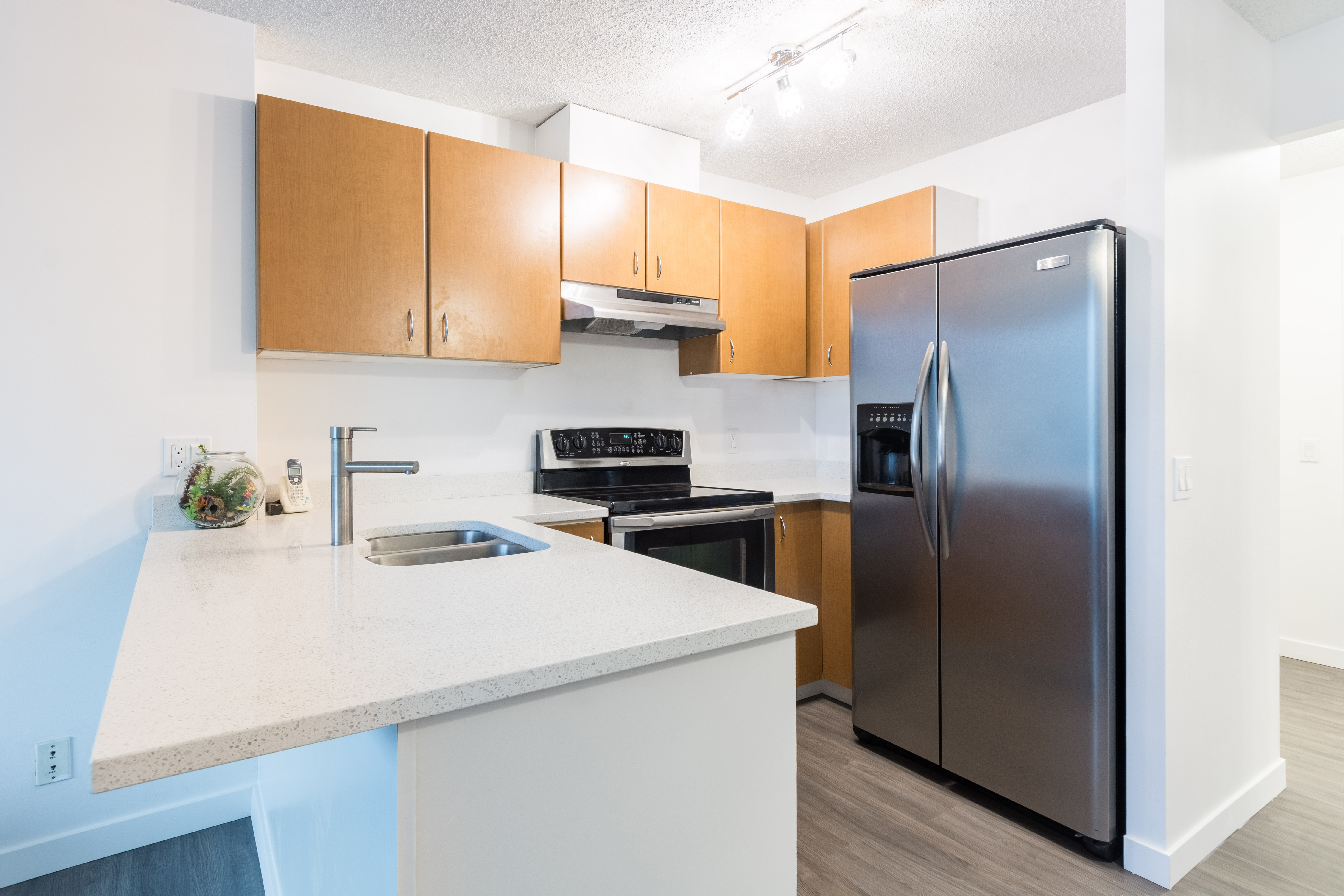 1007 - 3970 Carrigan Court, Burnaby BC 6