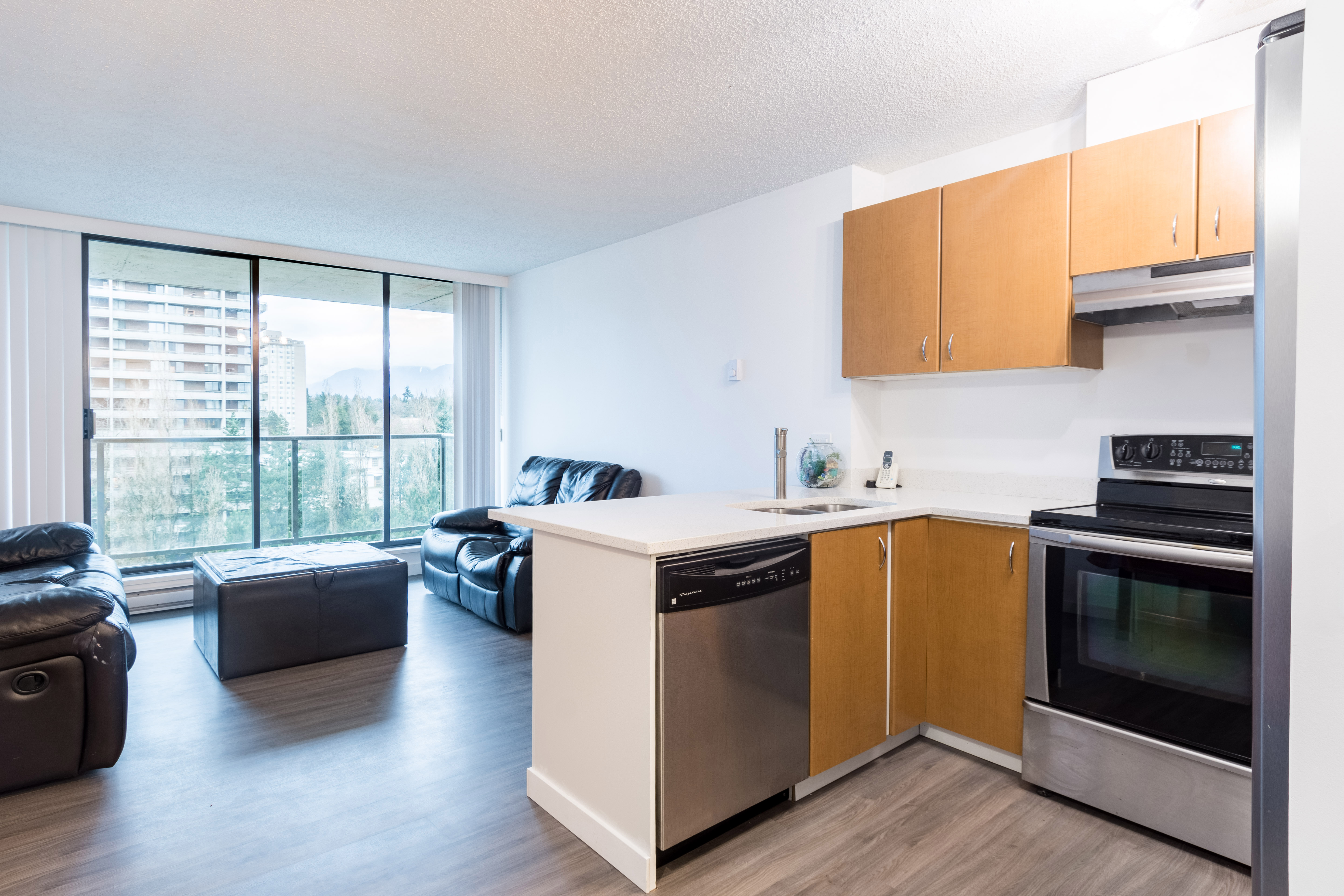 1007 - 3970 Carrigan Court, Burnaby BC 8