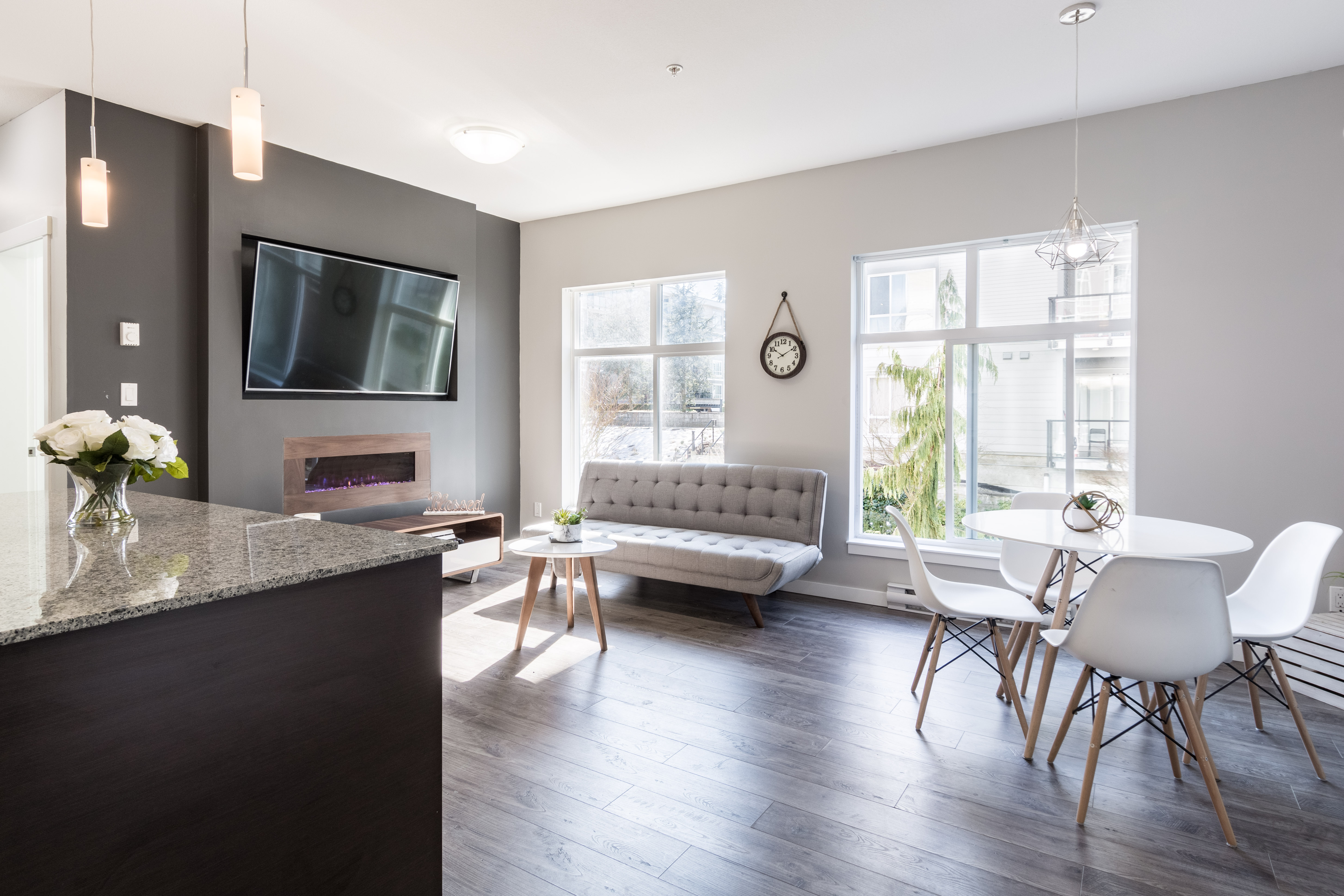 208 13728 108 Avenue, Surrey BC 8