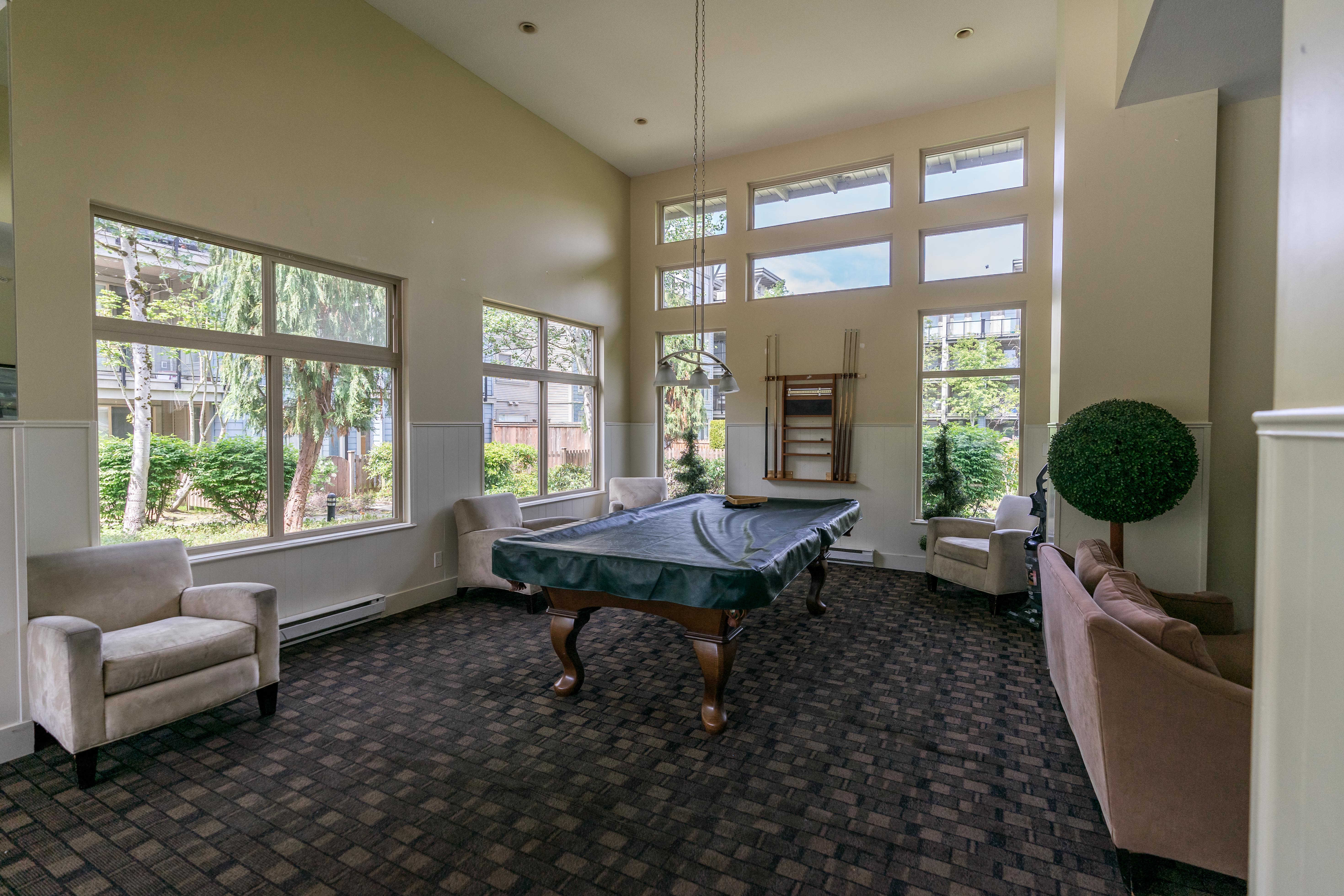 110-15385 101A Avenue, Surrey 22