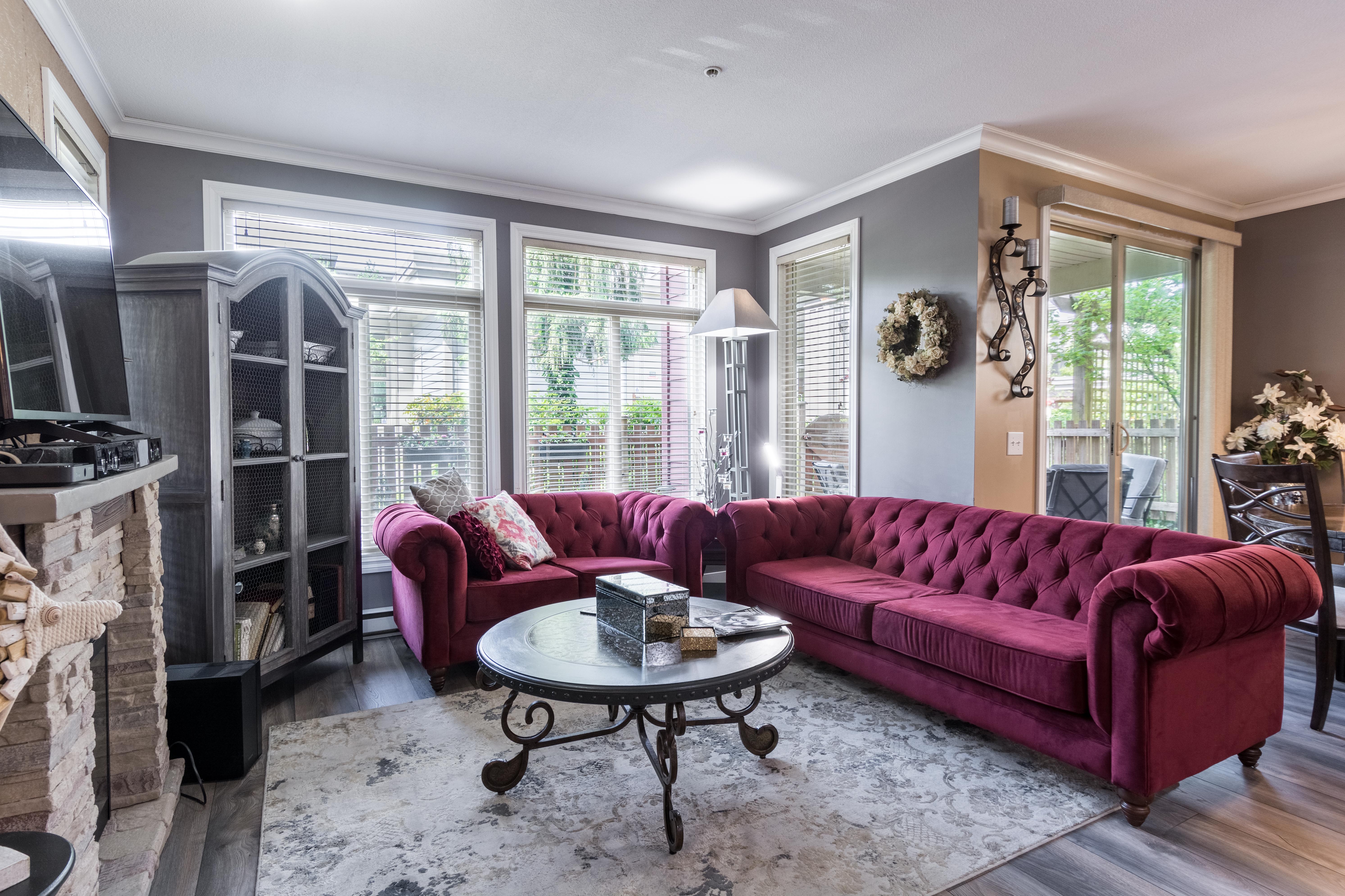 110-15385 101A Avenue, Surrey 4