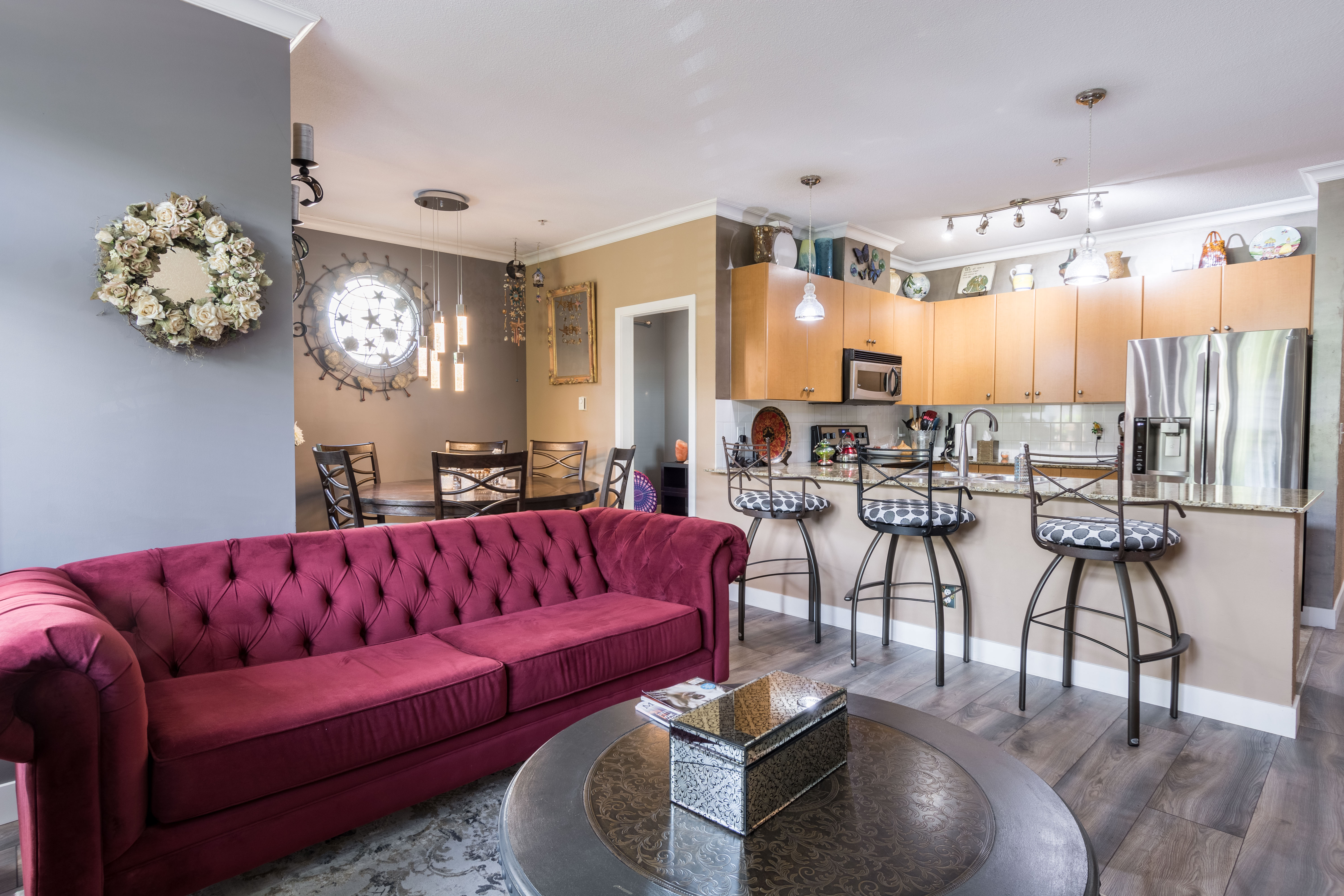 110-15385 101A Avenue, Surrey 8