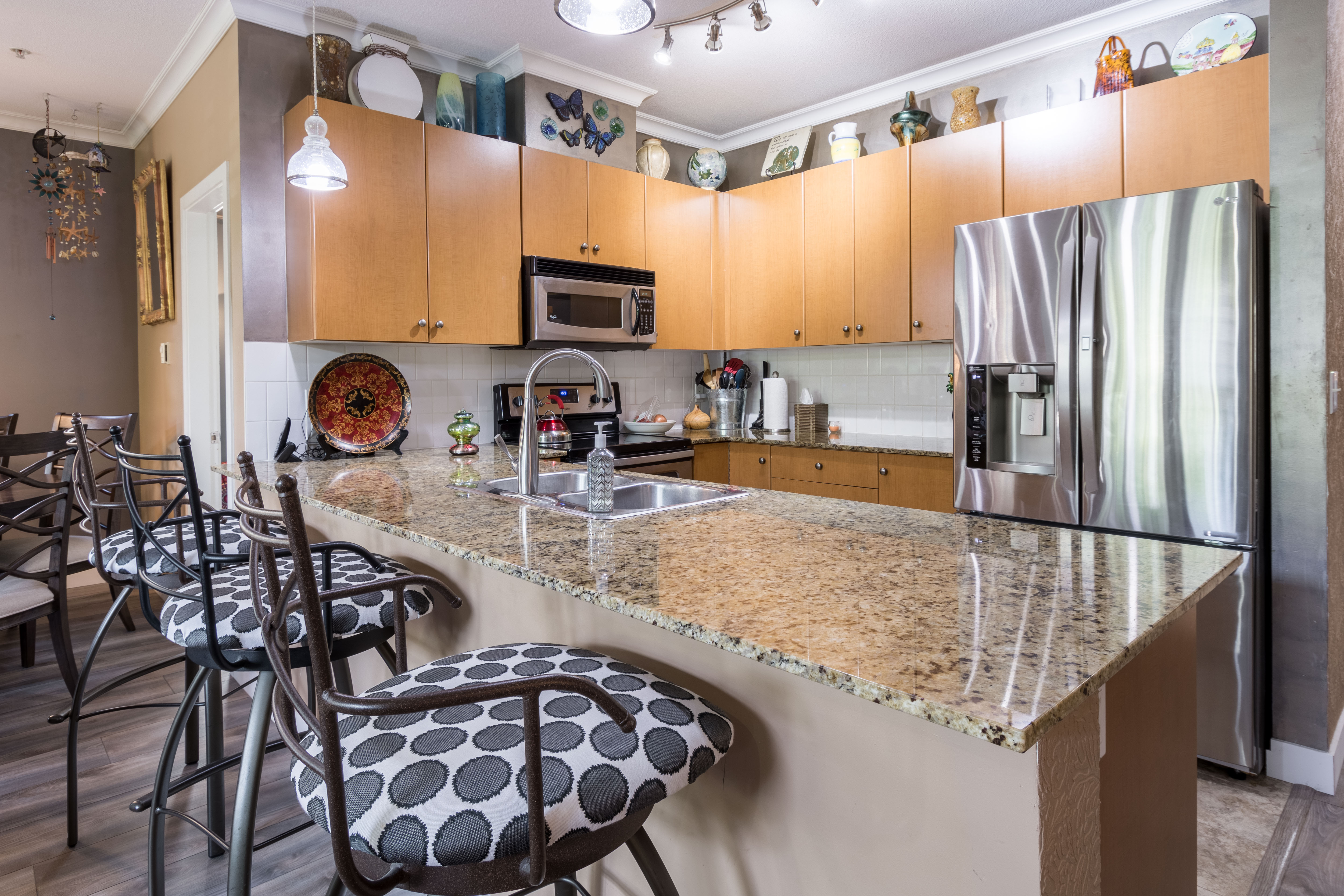110-15385 101A Avenue, Surrey 9