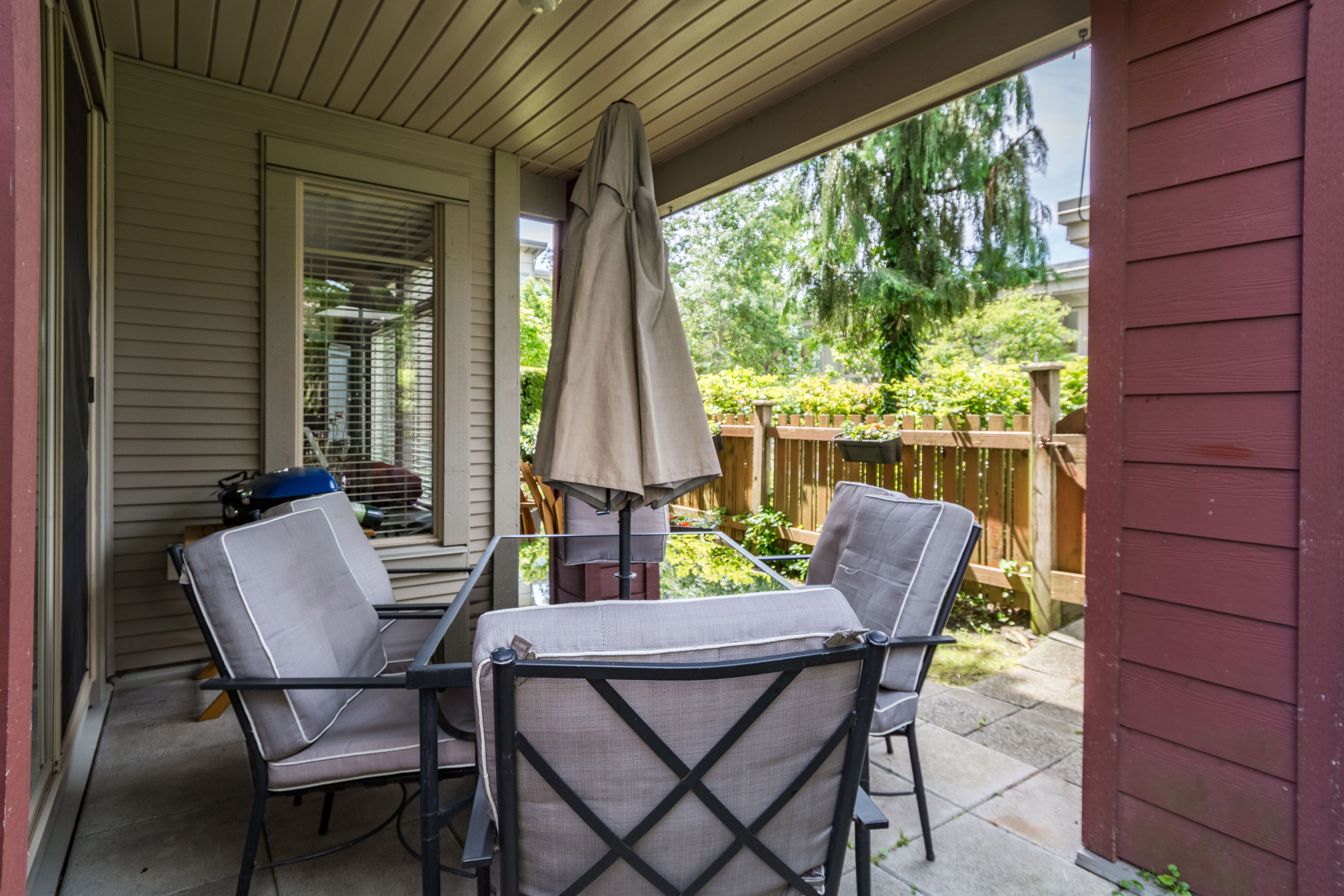 110-15385 101A Avenue, Surrey 17