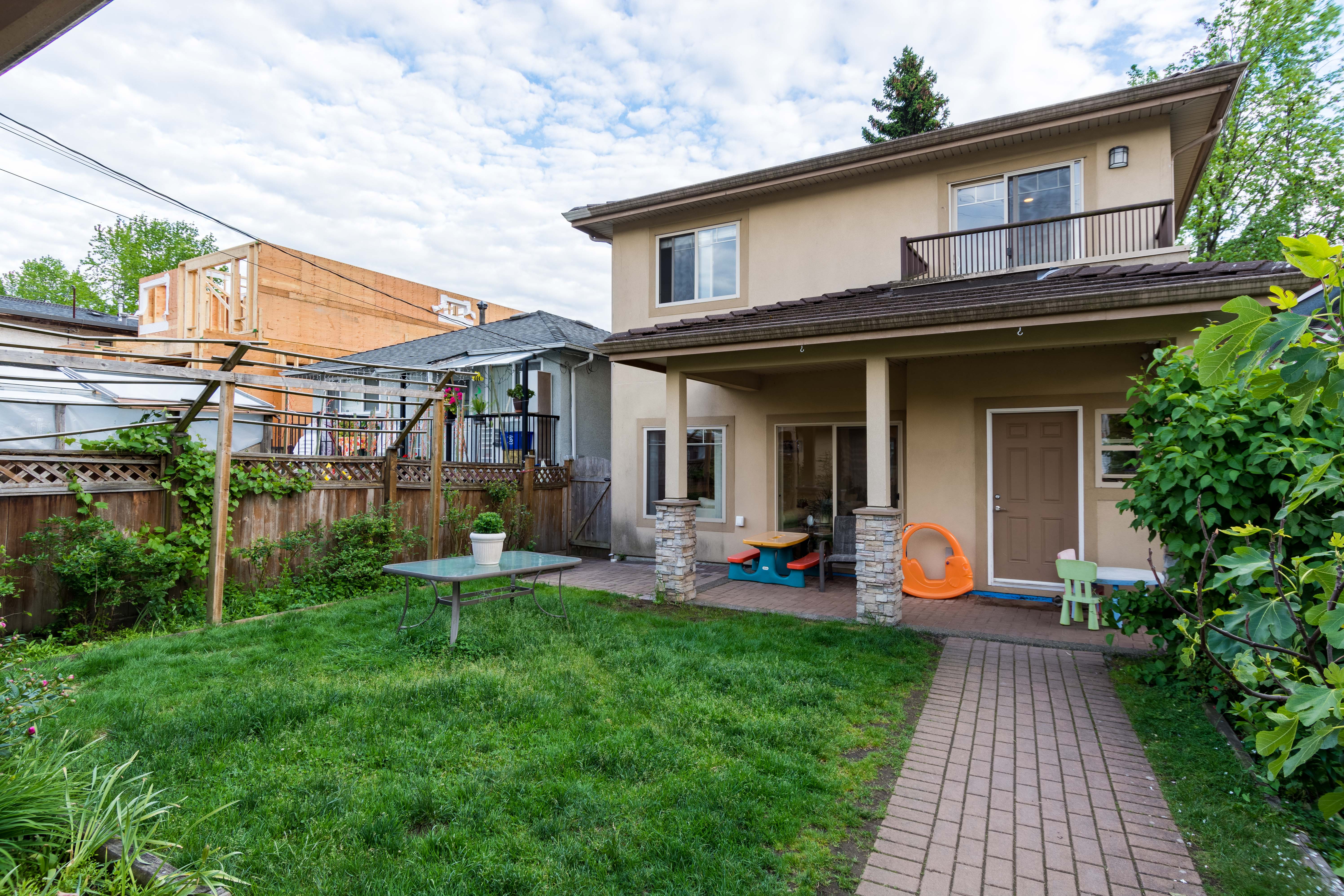 3849 Parker Street, Burnaby 25