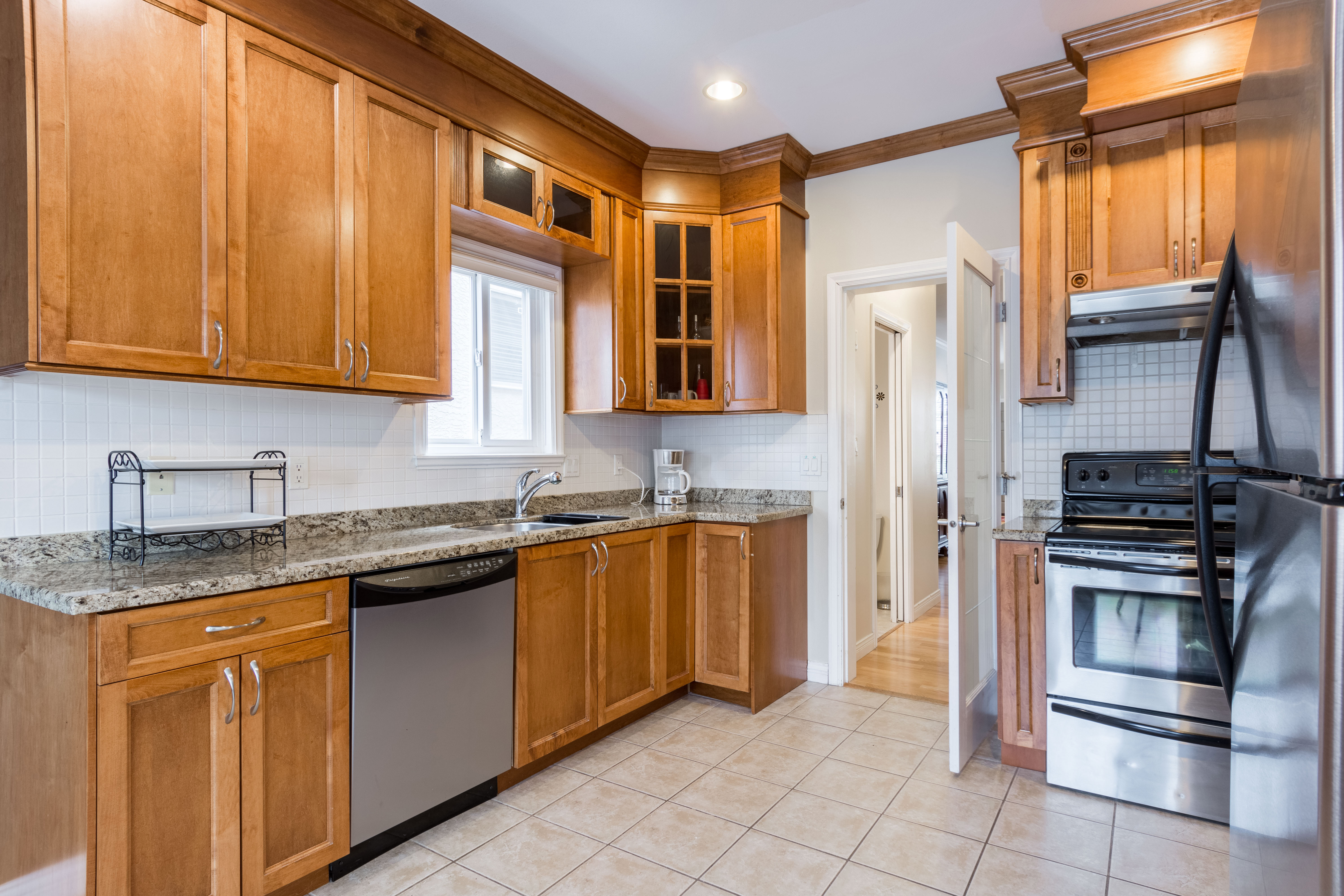 5471 Dominion Street, Burnaby 5