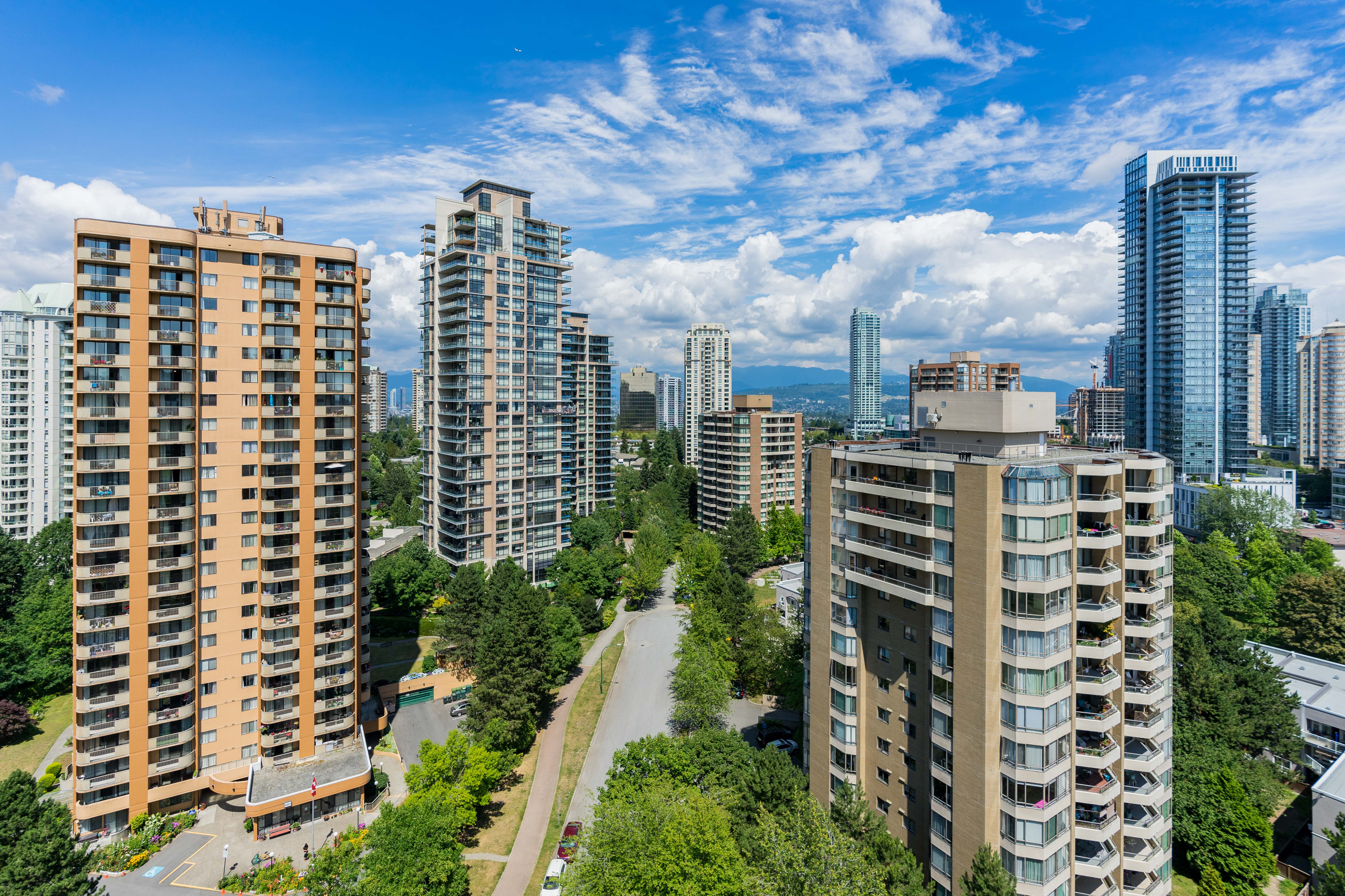 1910 4300 Mayberry Street, Burnaby, BC 7