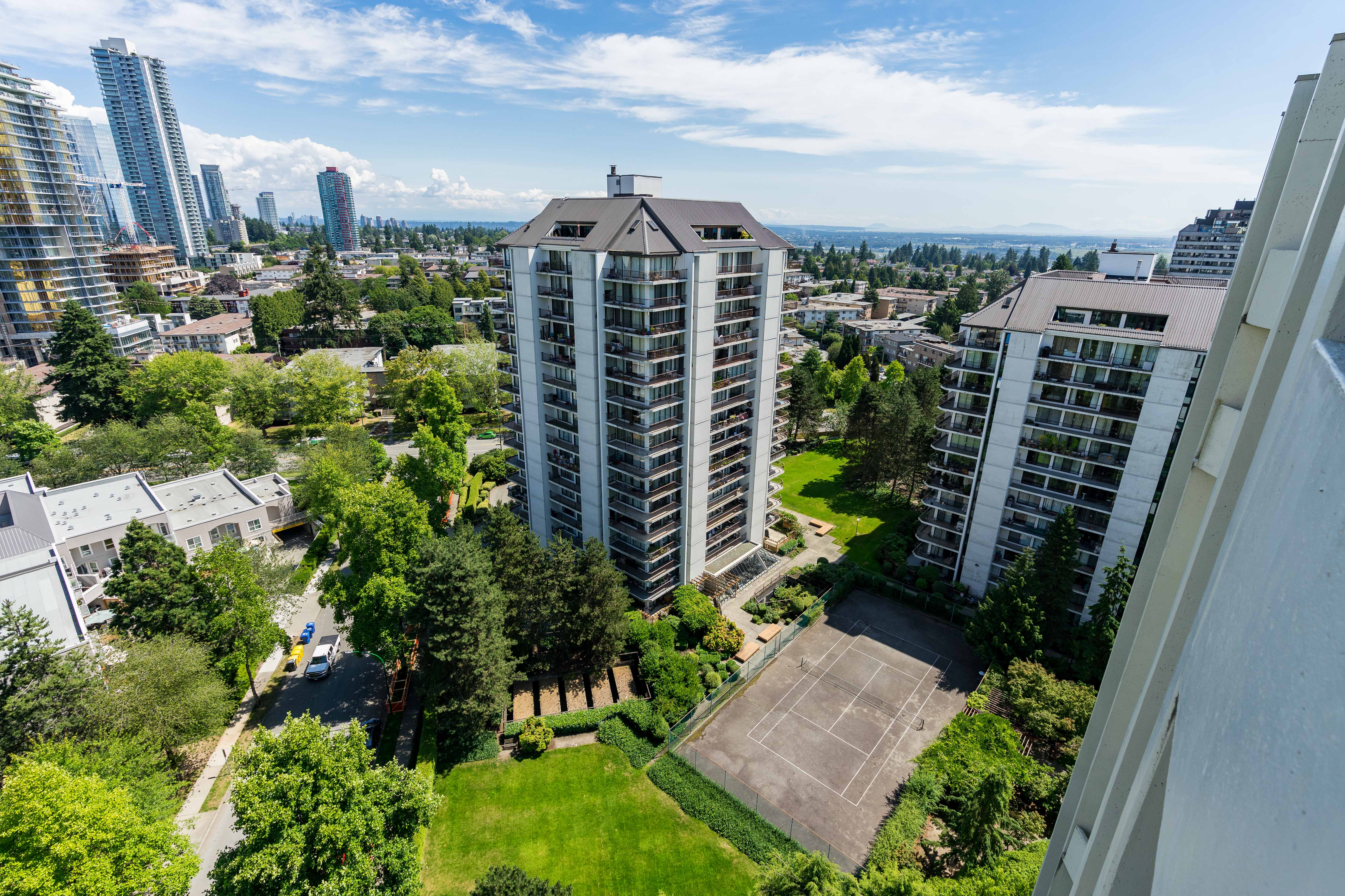 1910 4300 Mayberry Street, Burnaby, BC 2