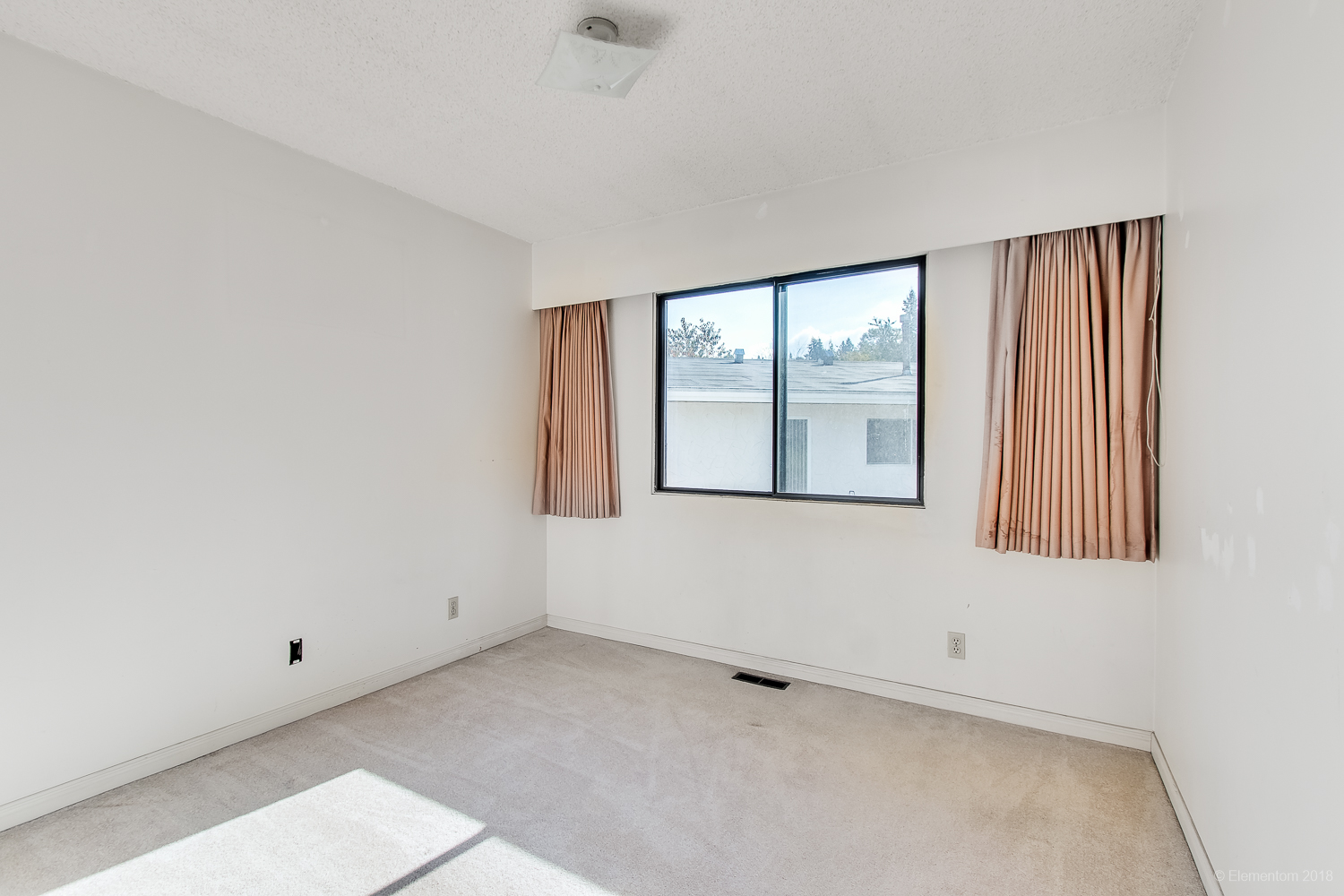 5607 Donovan Avenue, Burnaby South, 10