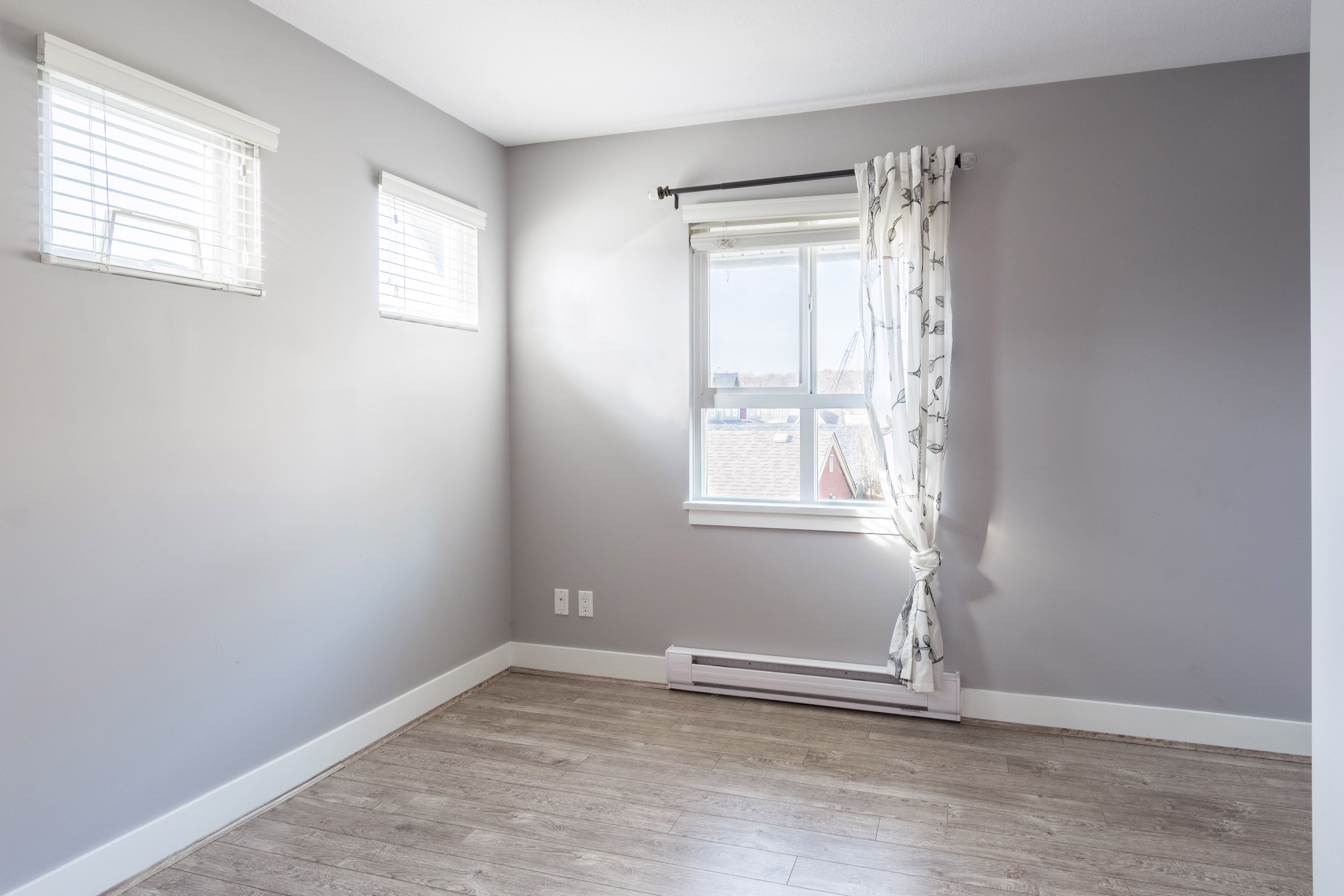 250 Furness Street, New Westminster 17